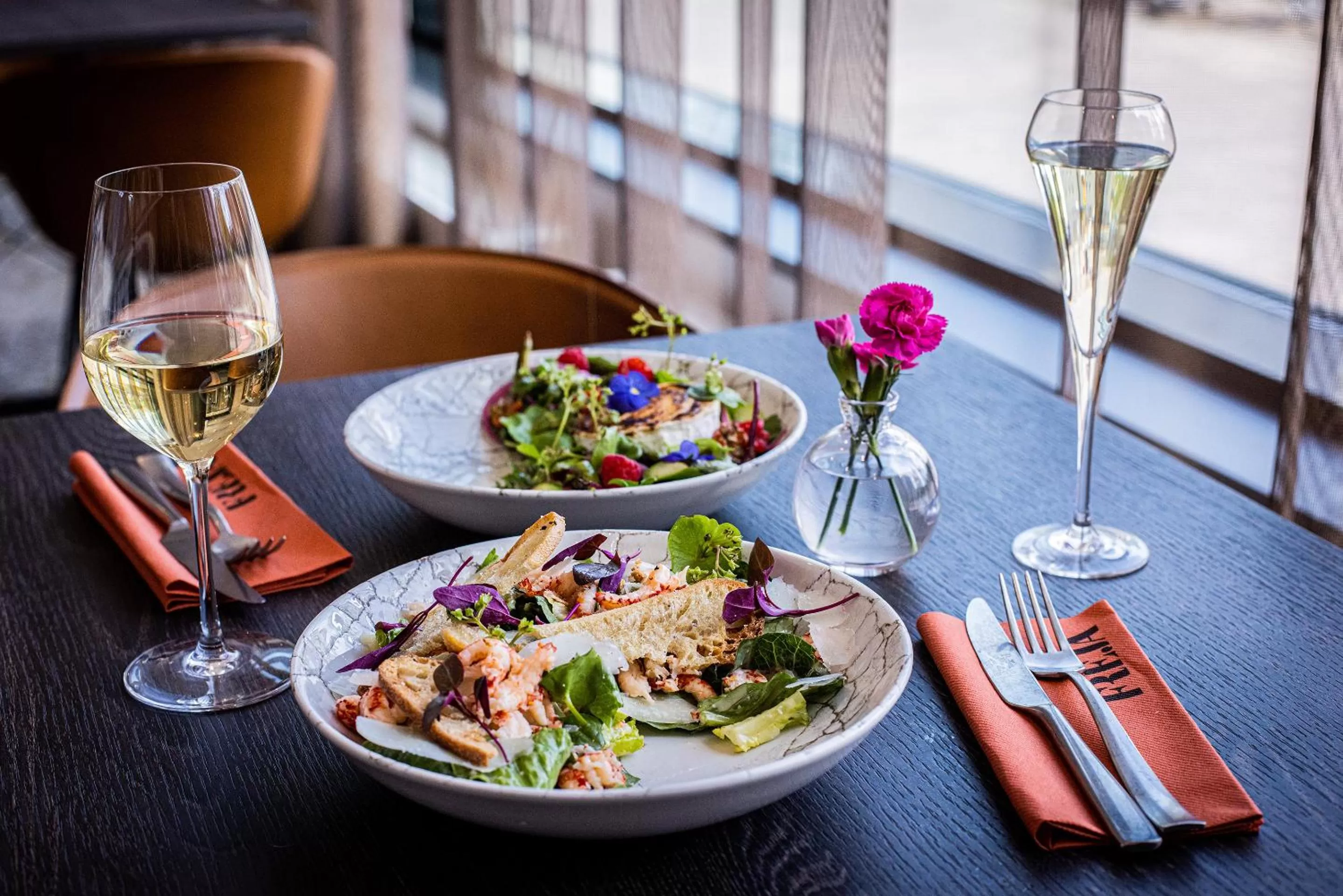 Restaurant/places to eat in Hotel Matts