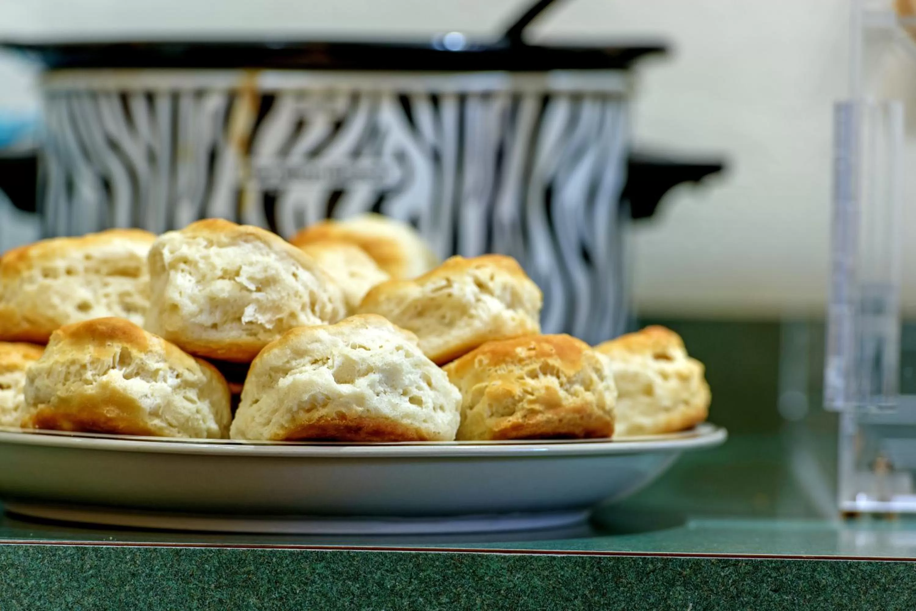 Breakfast in The Gunnison Inn at Dos Rios Golf Course