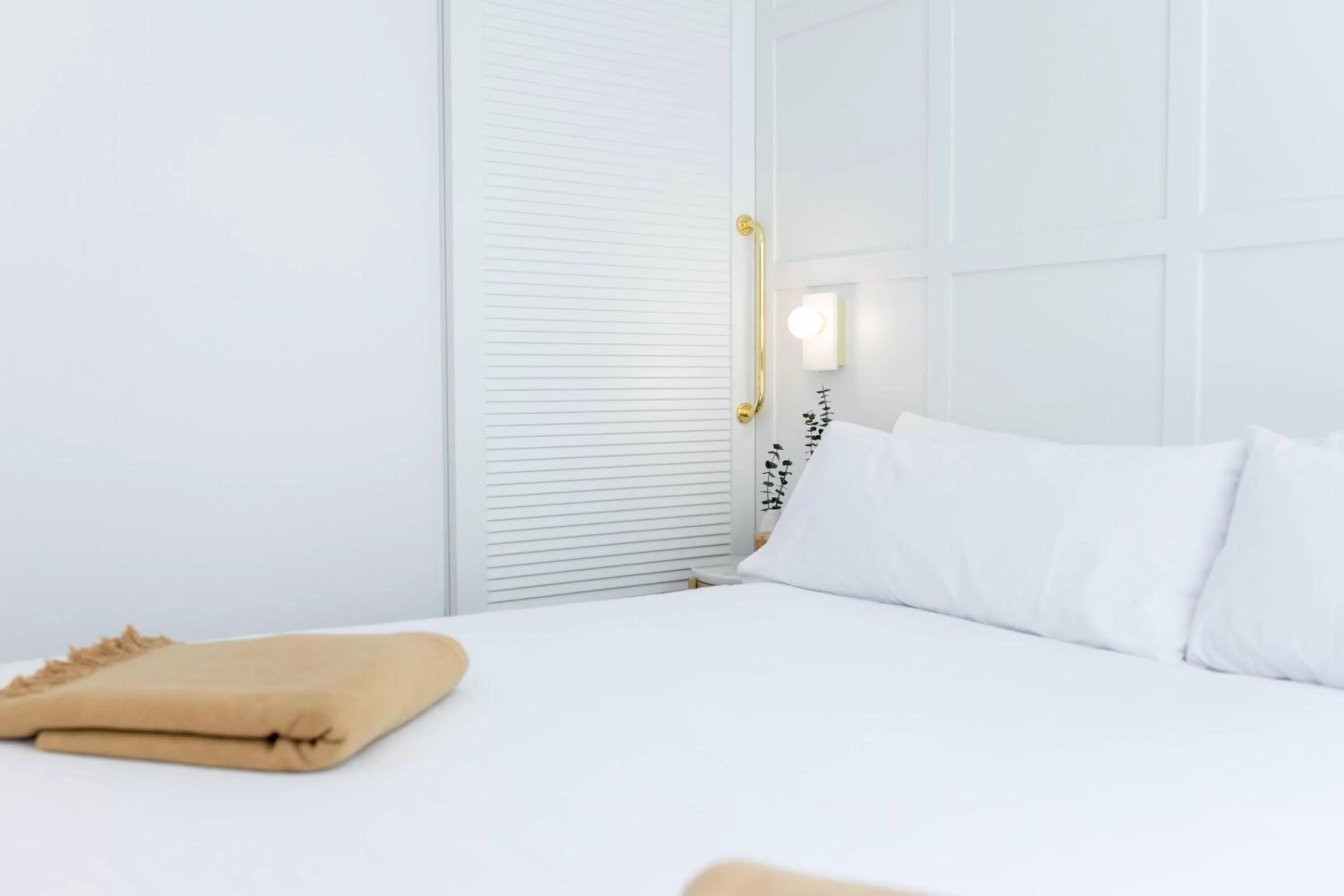 Photo of the whole room, Bed in Room Mate Cosmo - City Centre, Valencia