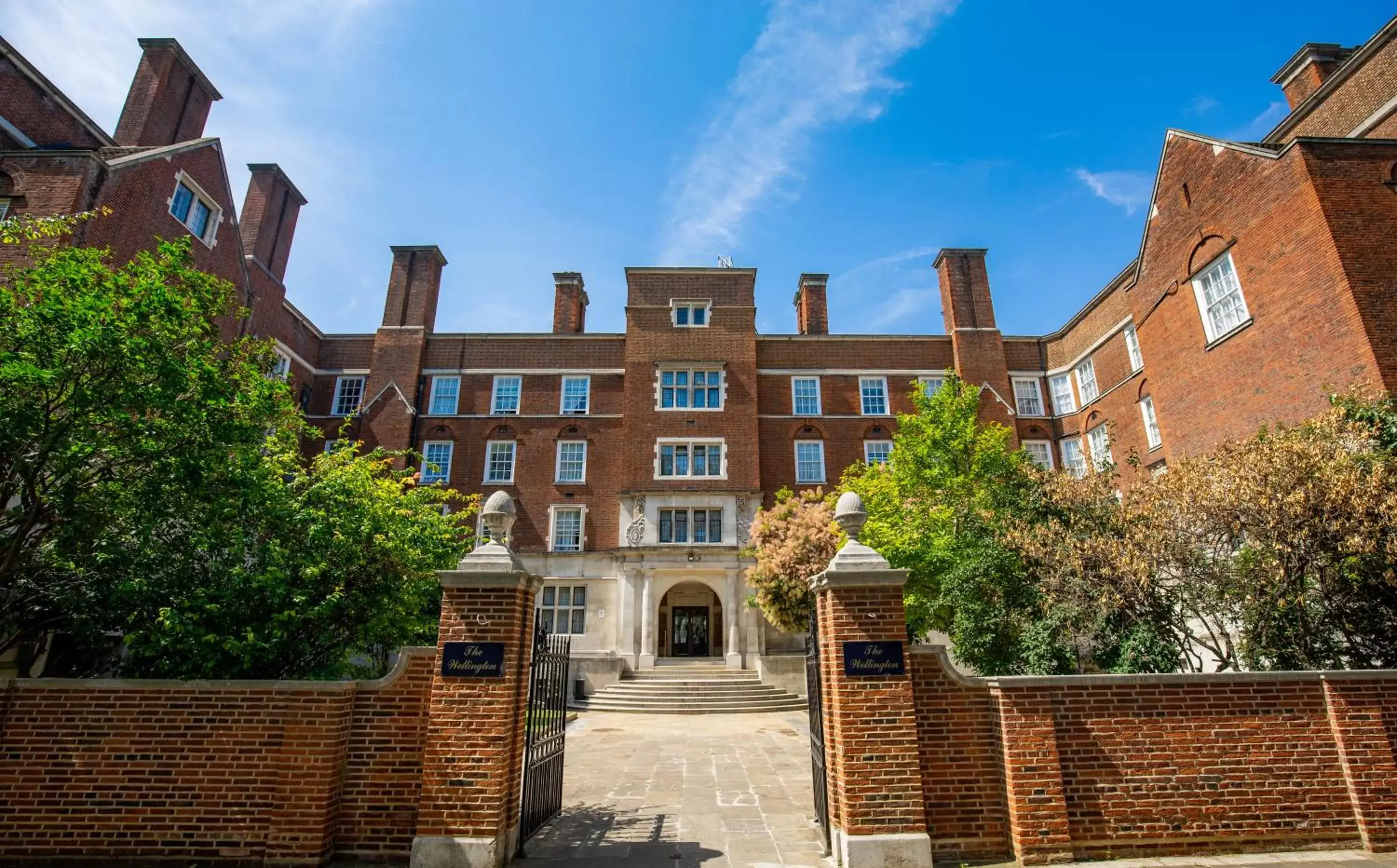 Wellington Hotel by Blue Orchid Wellington Hotel by Blue Orchid