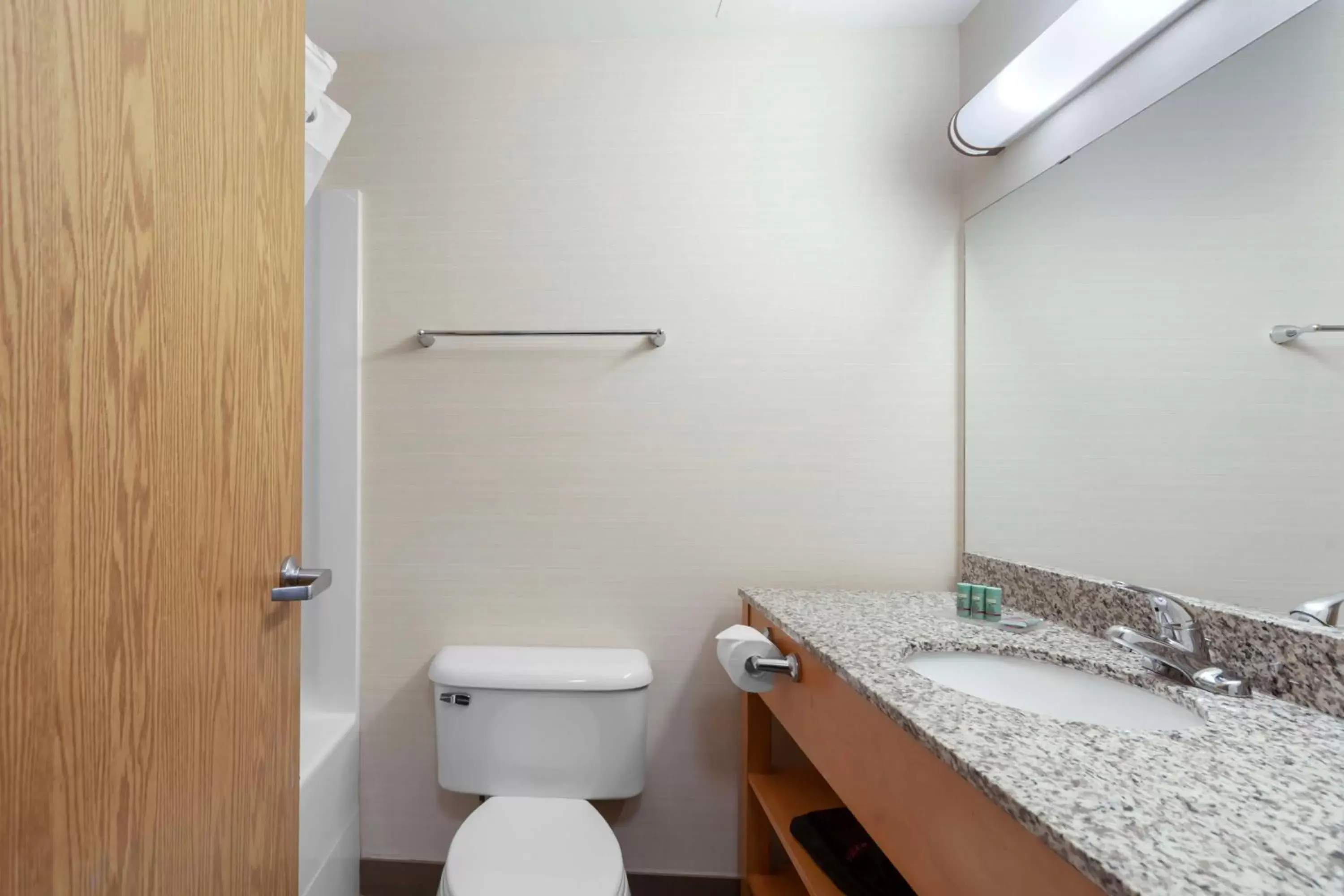 Queen Room with Sofa Bed - Non-Smoking in Best Western Grande Prairie Queen Room with Sofa Bed - Non-Smoking in Best Western Grande Prairie