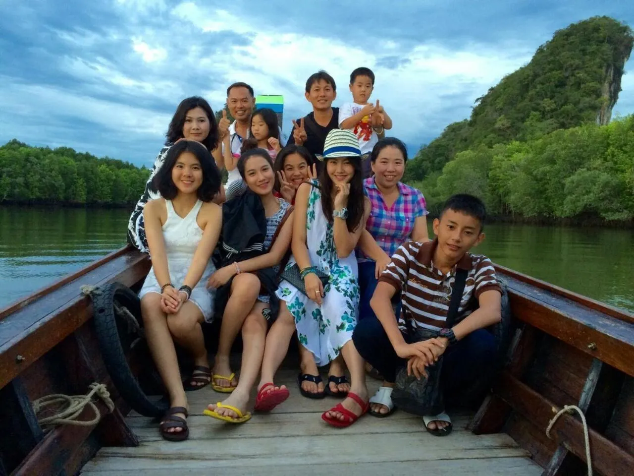 group of guests in J.Holiday Inn Krabi