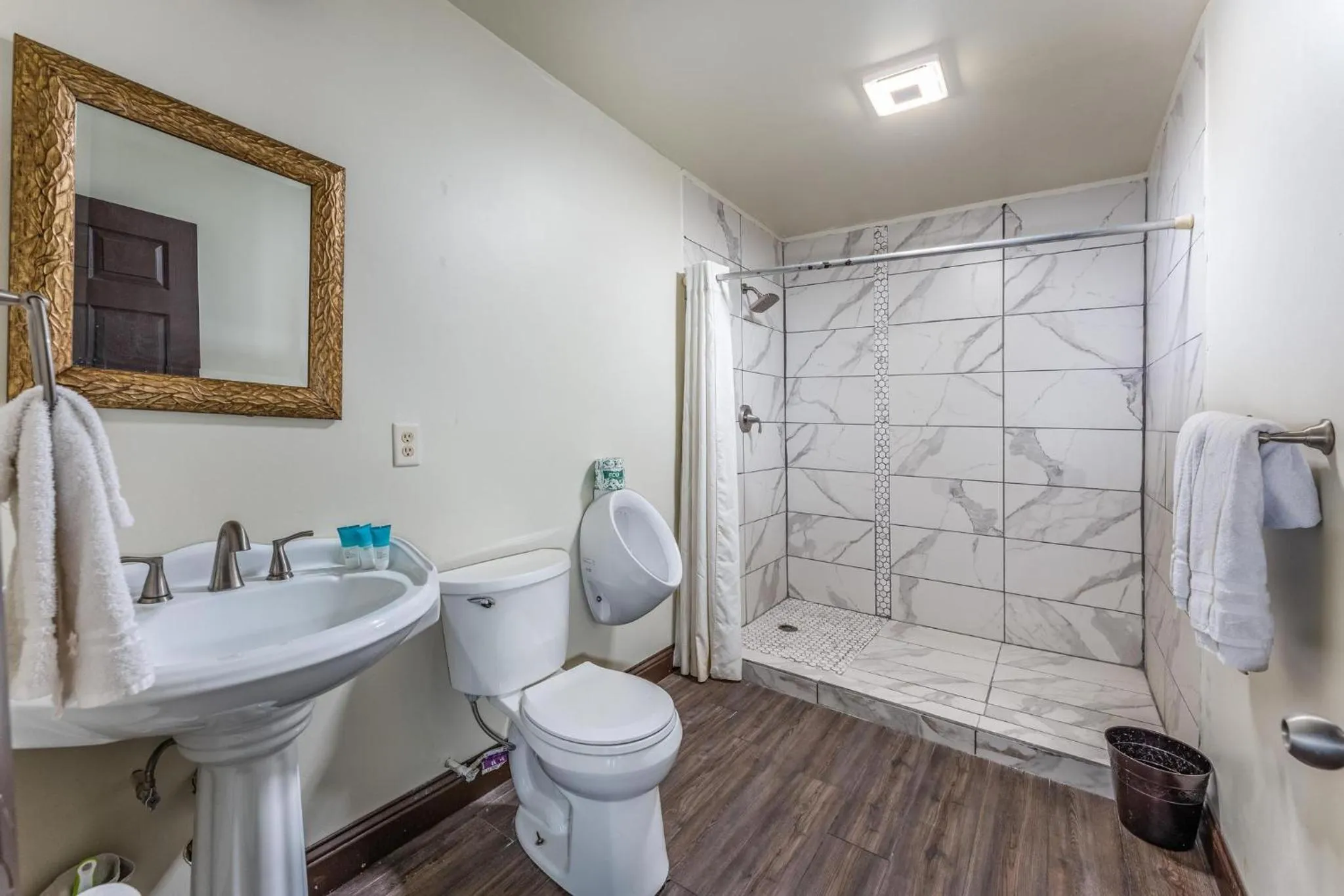 Mountain Trail Lodge and Vacation Rentals