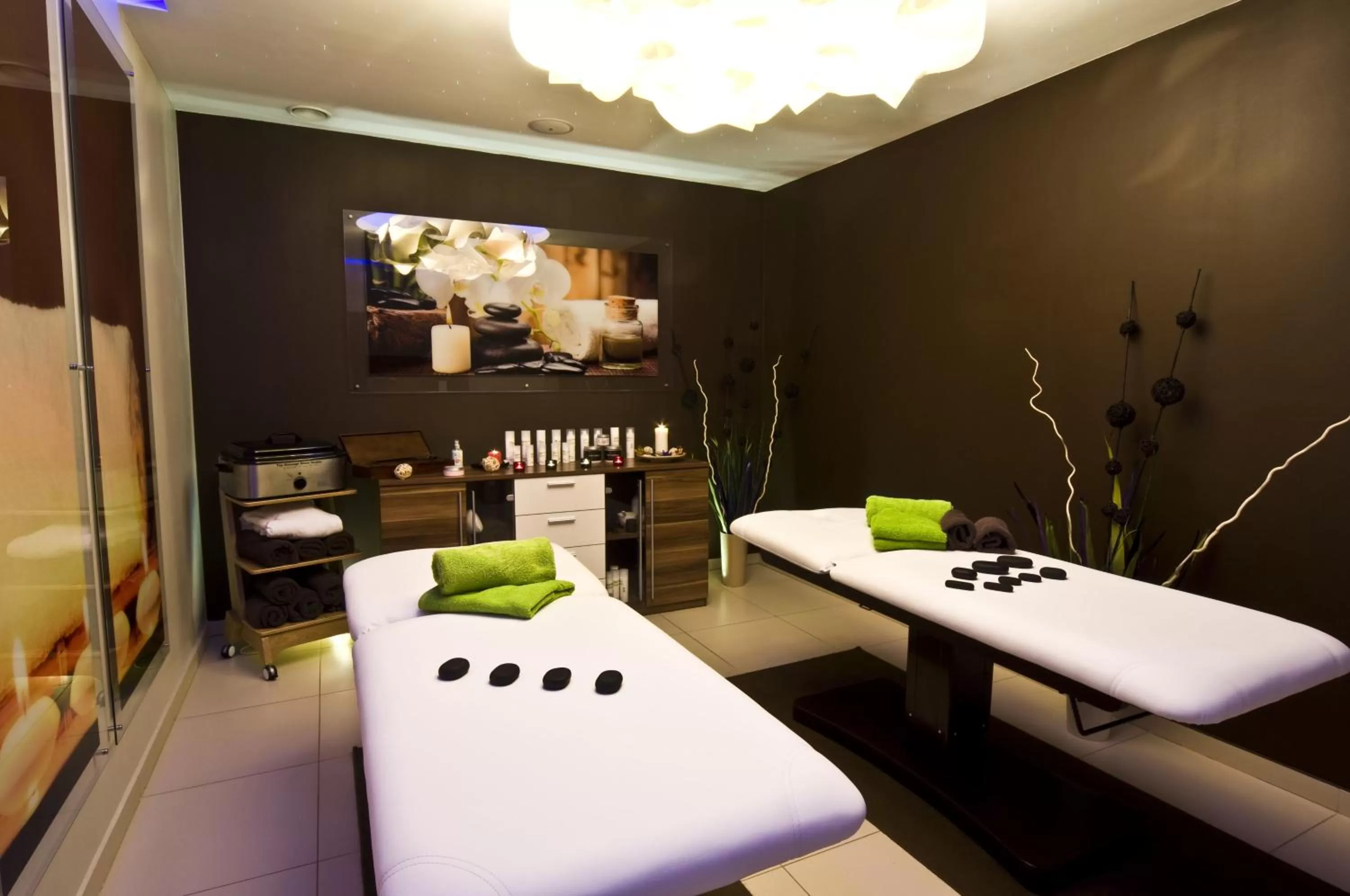 Massage in Hotel Zimnik Luksus Natury Spa & Wellness
