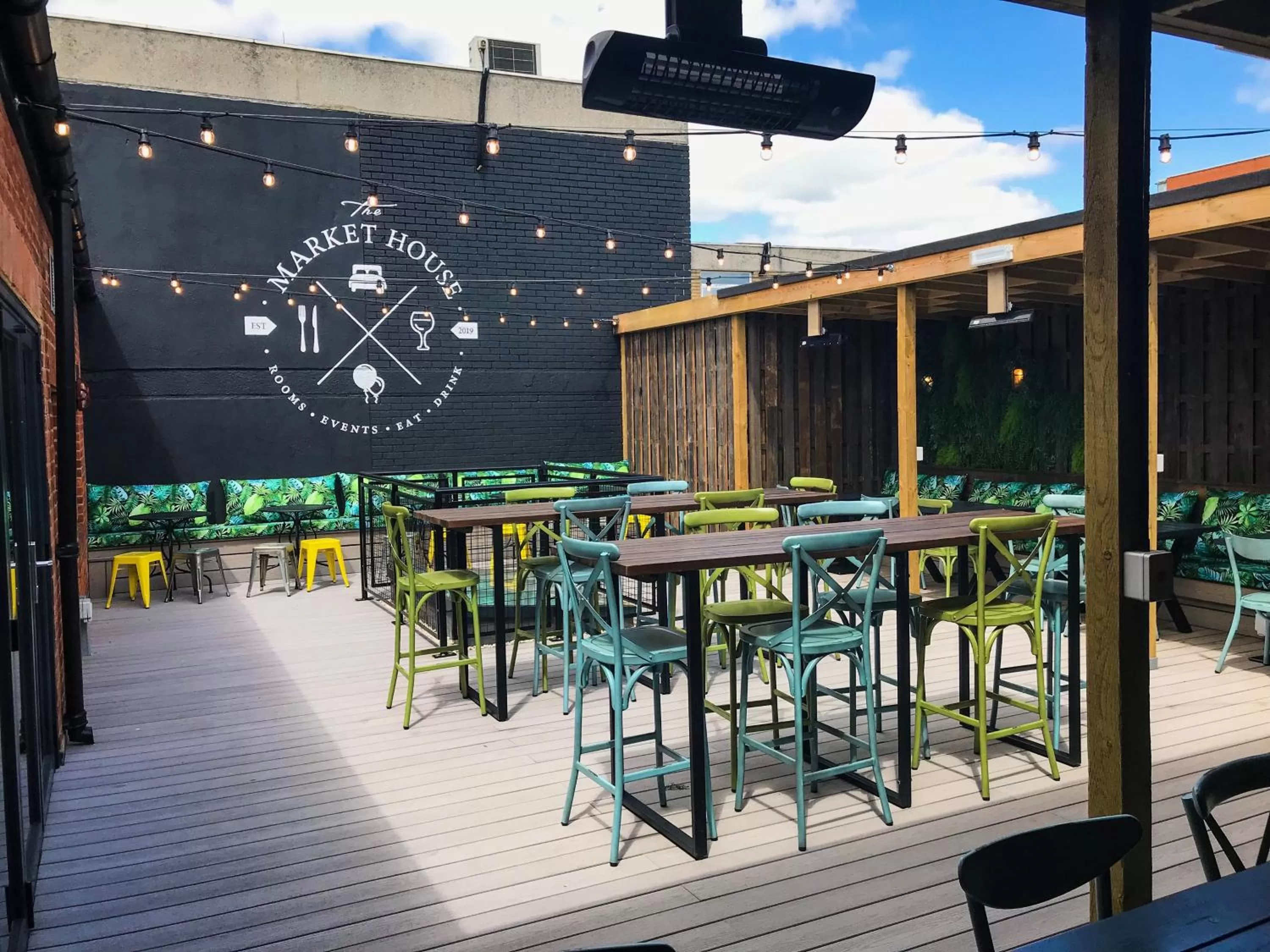 Restaurant/places to eat in The Market House