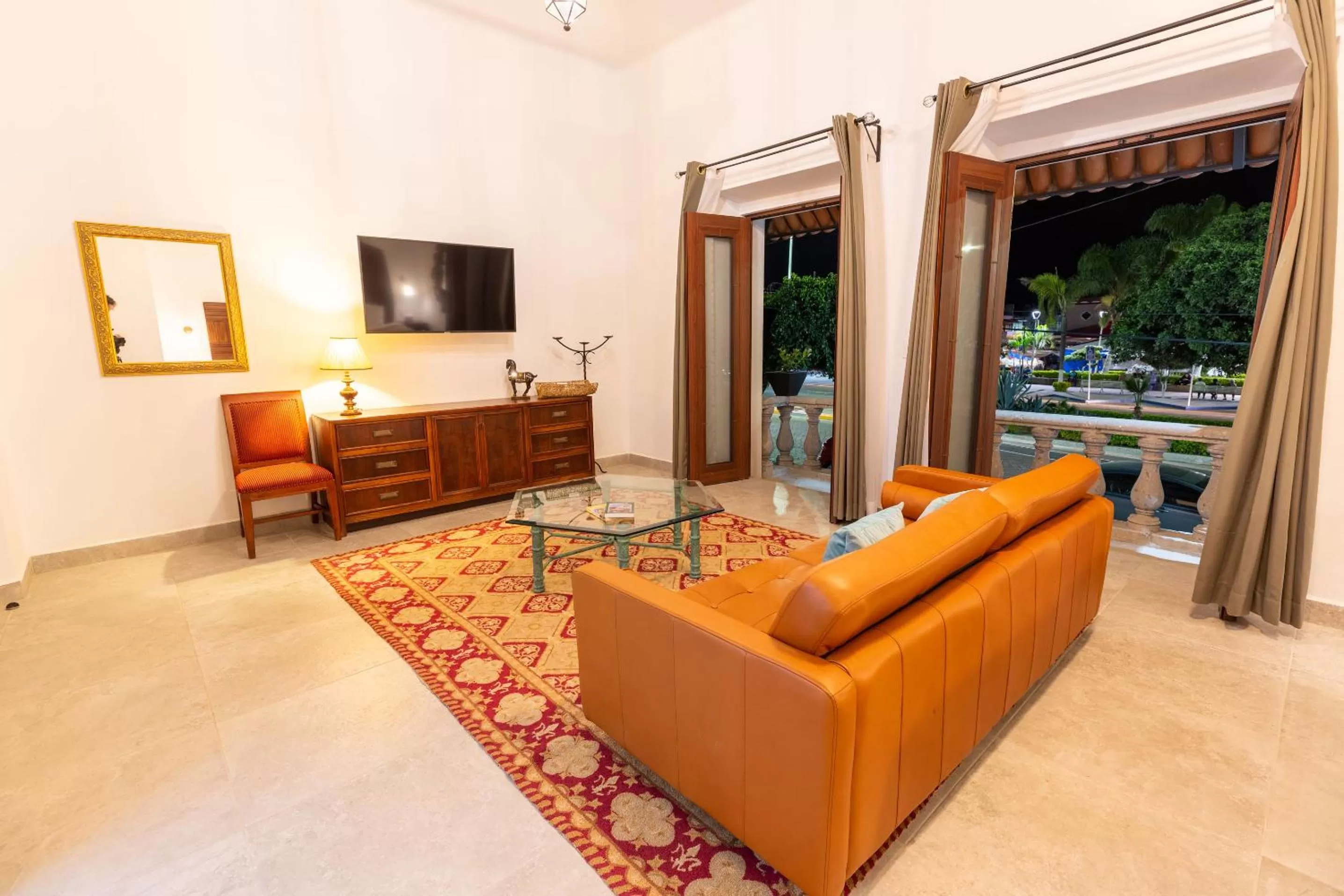 Living room in Plaza Chapala Hotel