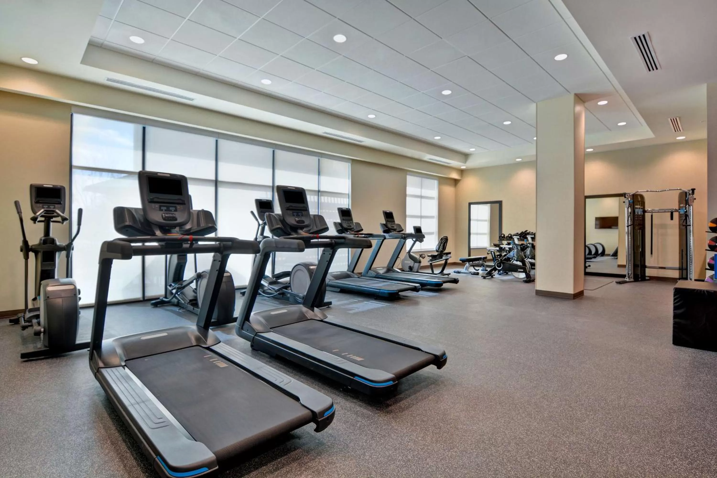 Fitness centre/facilities in Home2 Suites By Hilton Orlando Flamingo Crossings, FL