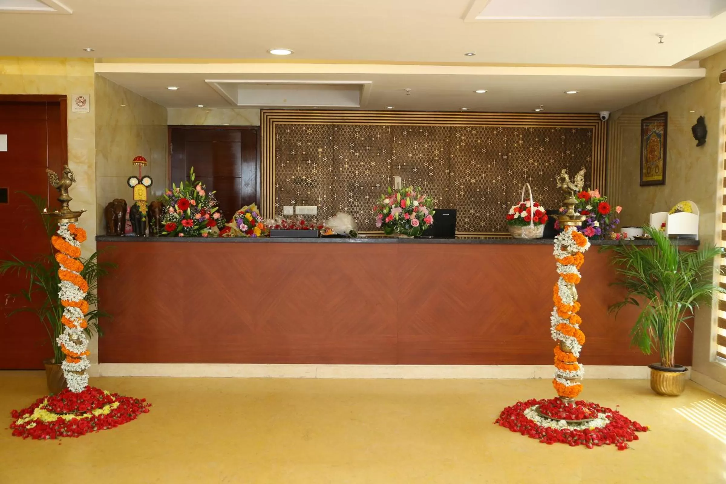 Lobby or reception in Raaj Bhaavan Clarks Inn Chennai
