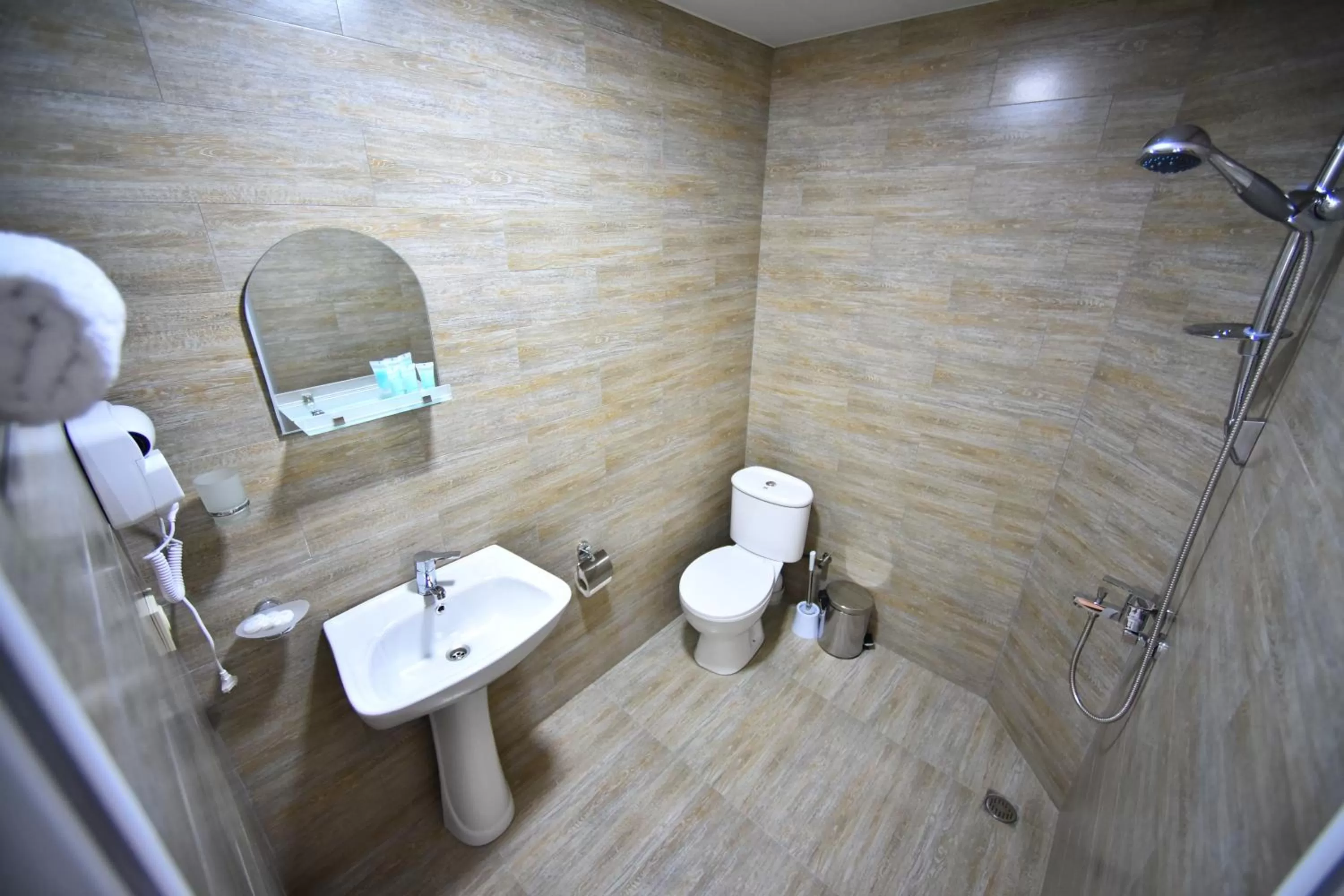 Bathroom in Orange Home Hotel