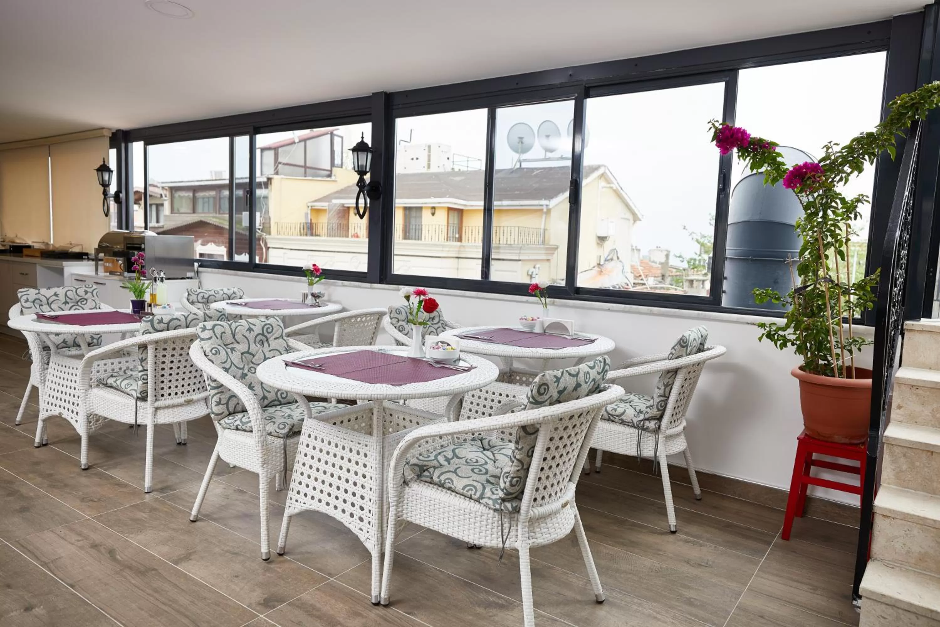 Lounge or bar in Albinas Hotel Old City