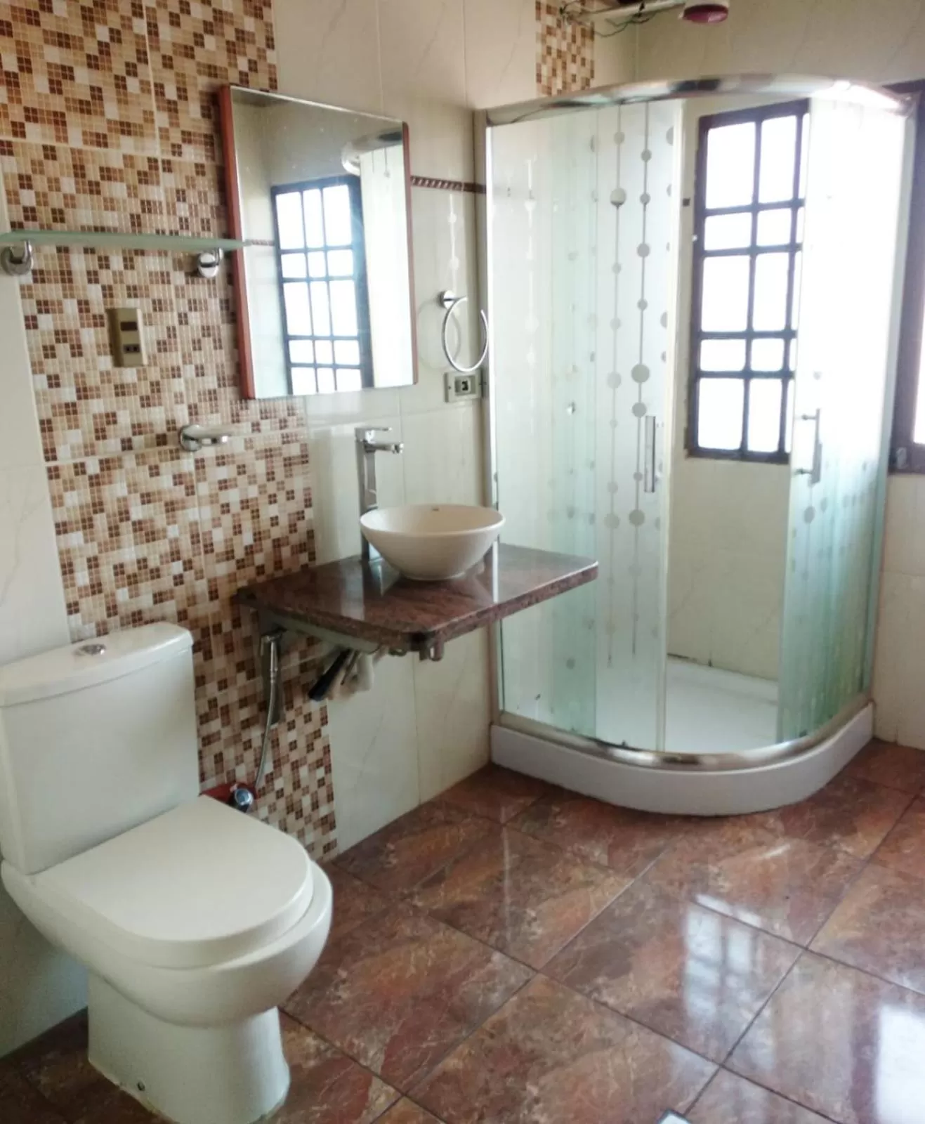 Bathroom in Residencial Moroni - Alojamiento en Cochabamba