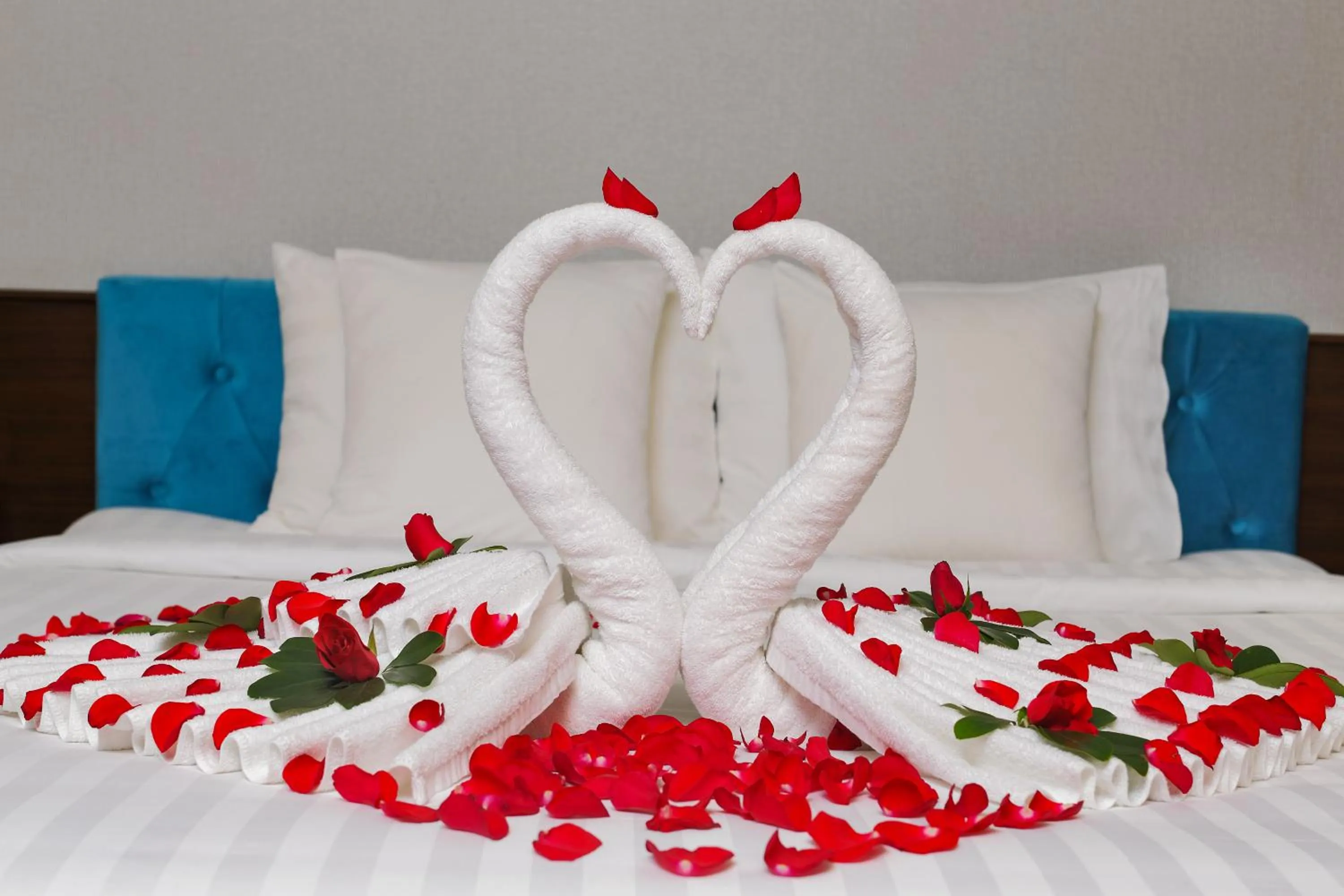 Central Palace Hotel