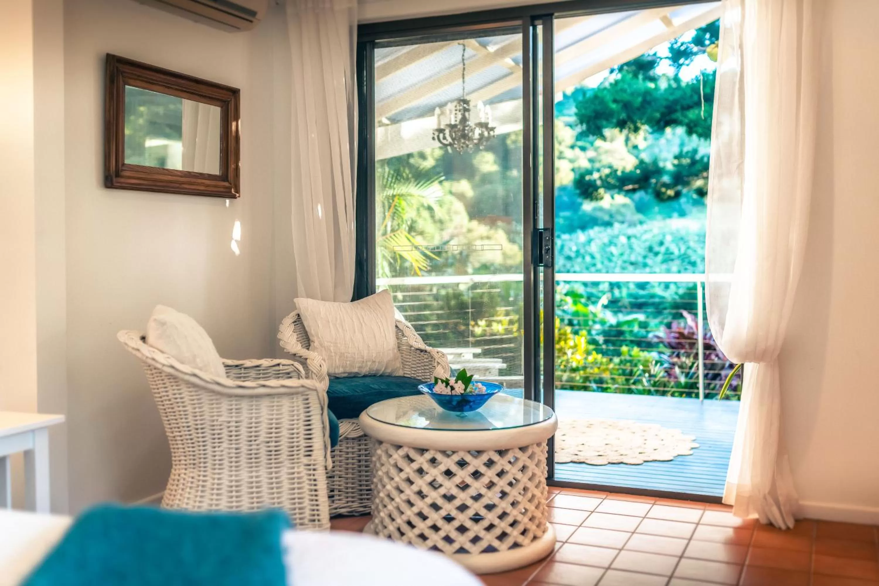 Seating area in Sensom at Sapphire - Adults only B&B