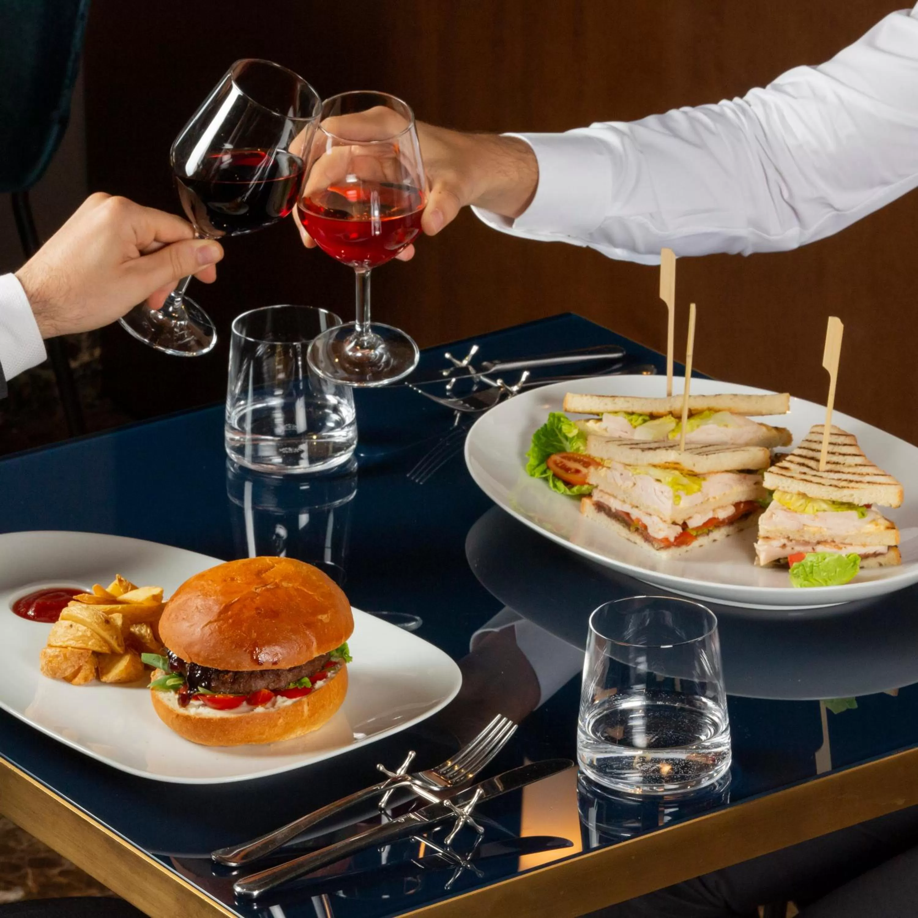 Restaurant/places to eat in Bianca Maria Palace Hotel