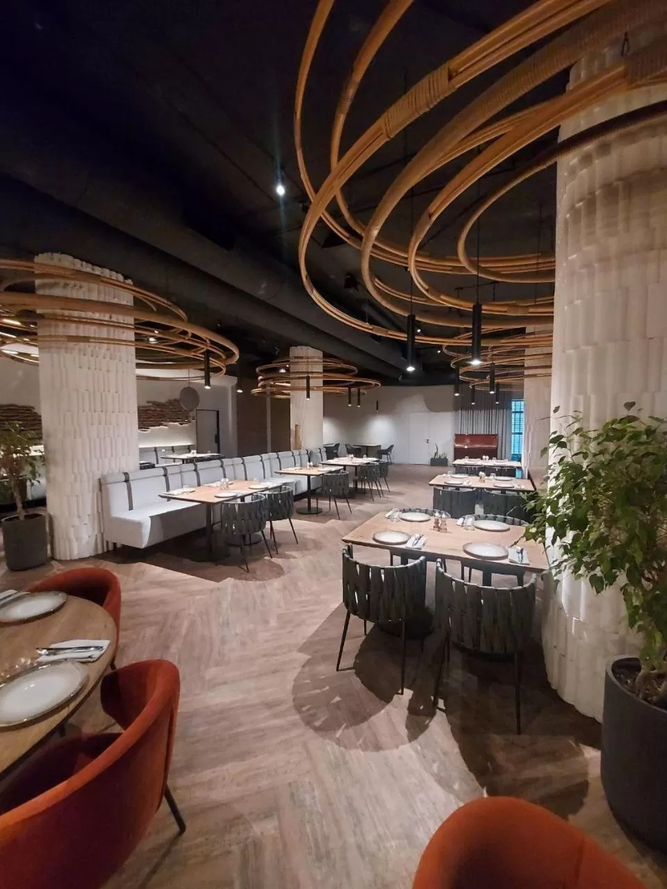 Restaurant/places to eat in ONOVO Dendra Hotel