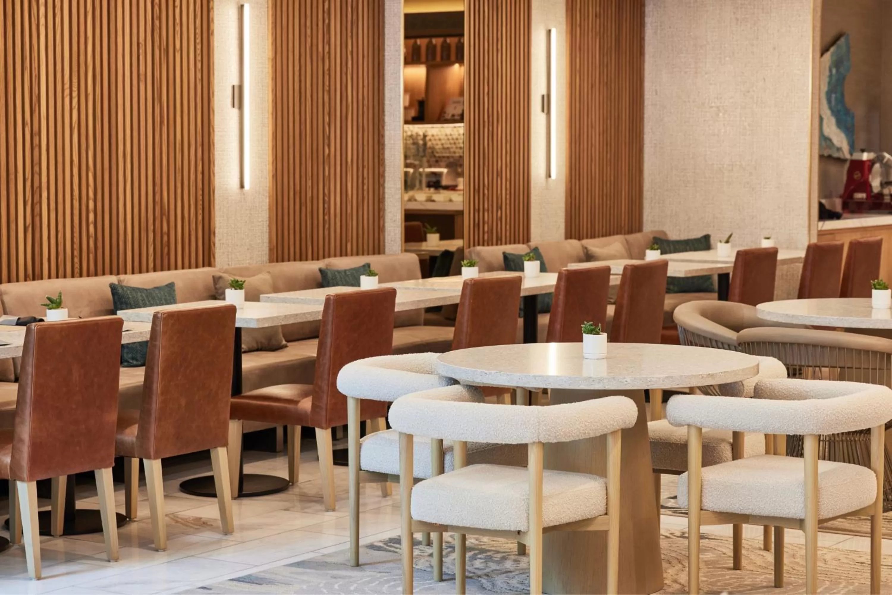 Lounge or bar in AC Hotel by Marriott San Diego Downtown Gaslamp Quarter