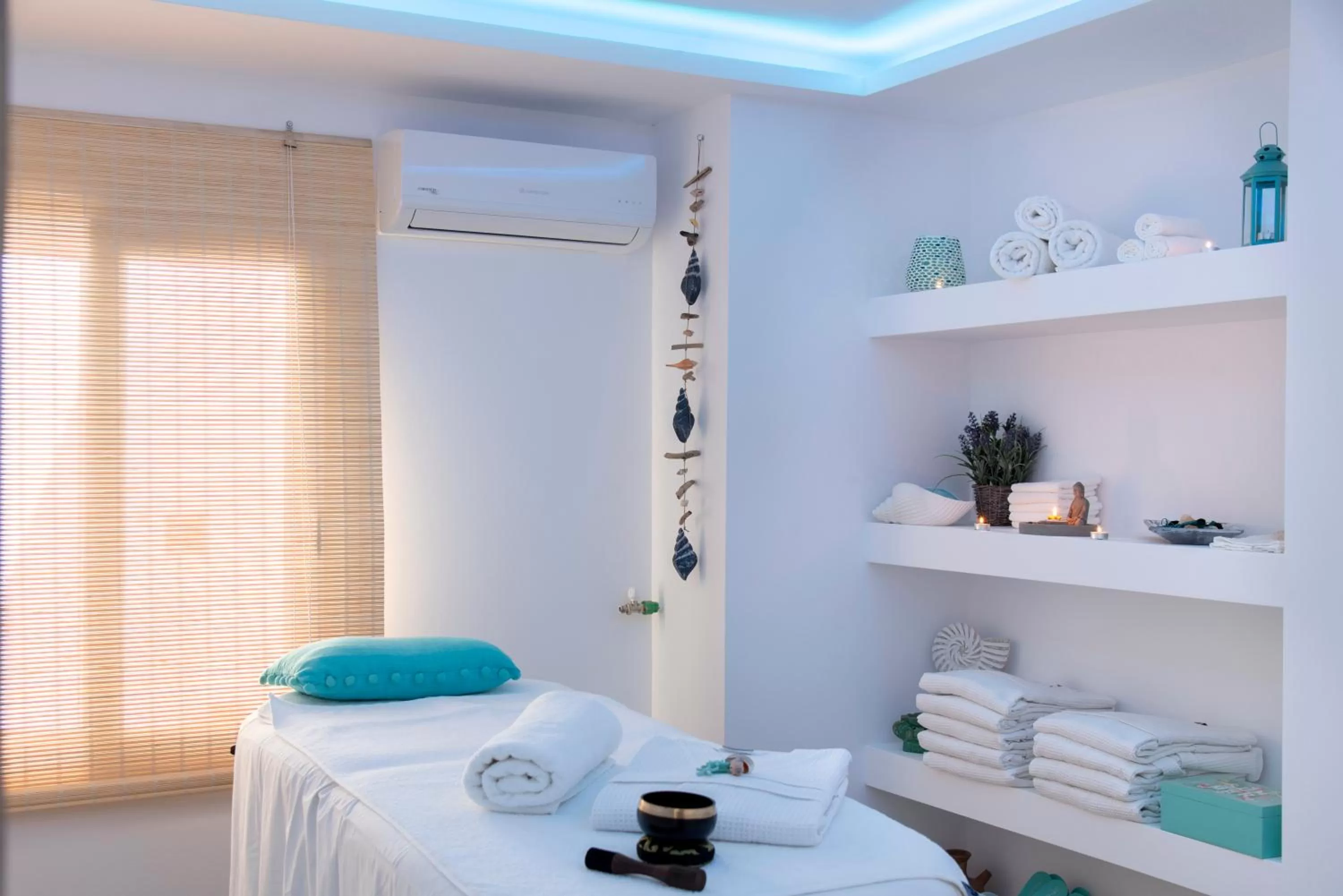 Massage, Bed in Naiades Marina Hotel