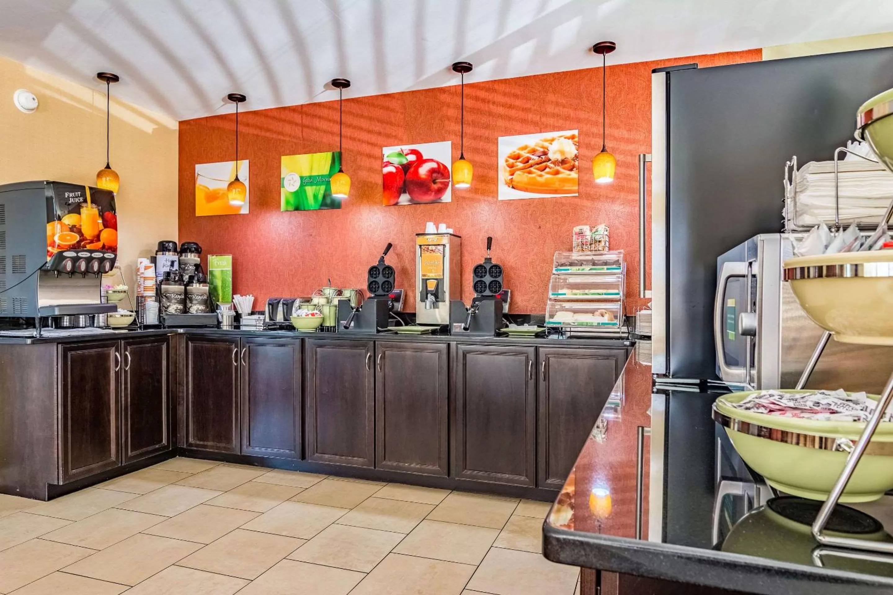 Restaurant/places to eat in Quality Inn Columbus near Fort Benning