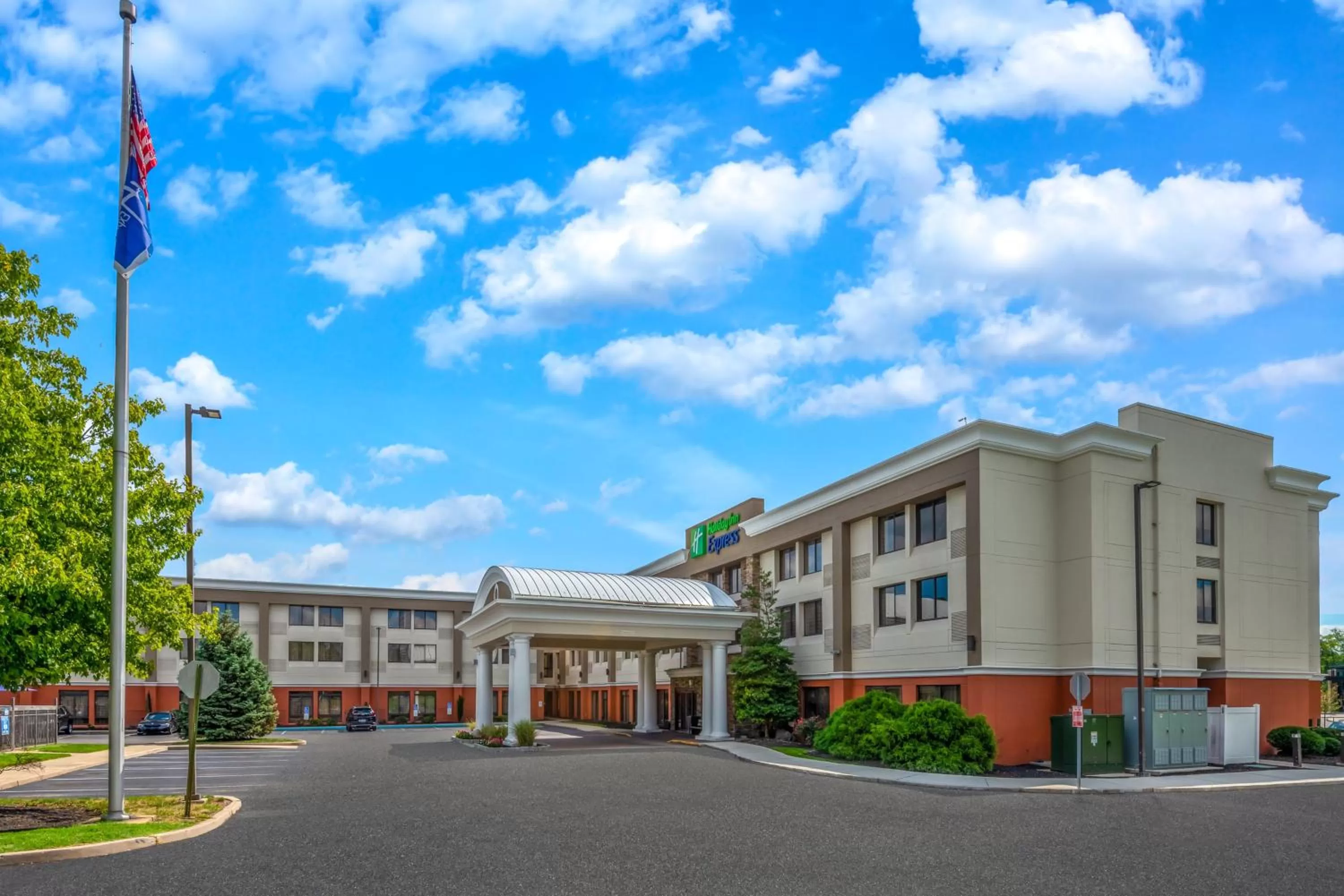 Property building in Holiday Inn Express Philadelphia NE-Bensalem by IHG