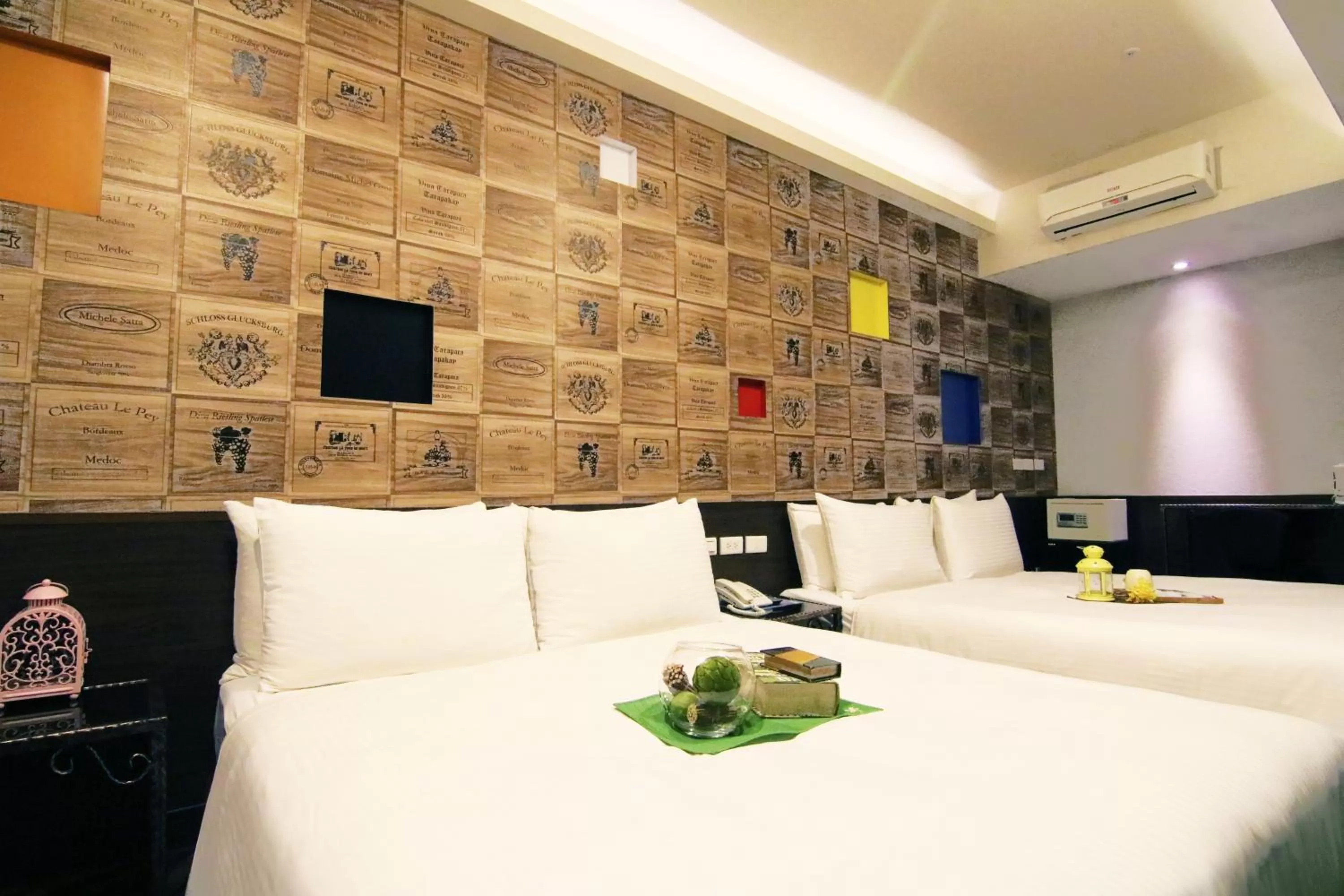 Photo of the whole room in Hotel 6 - Ximen