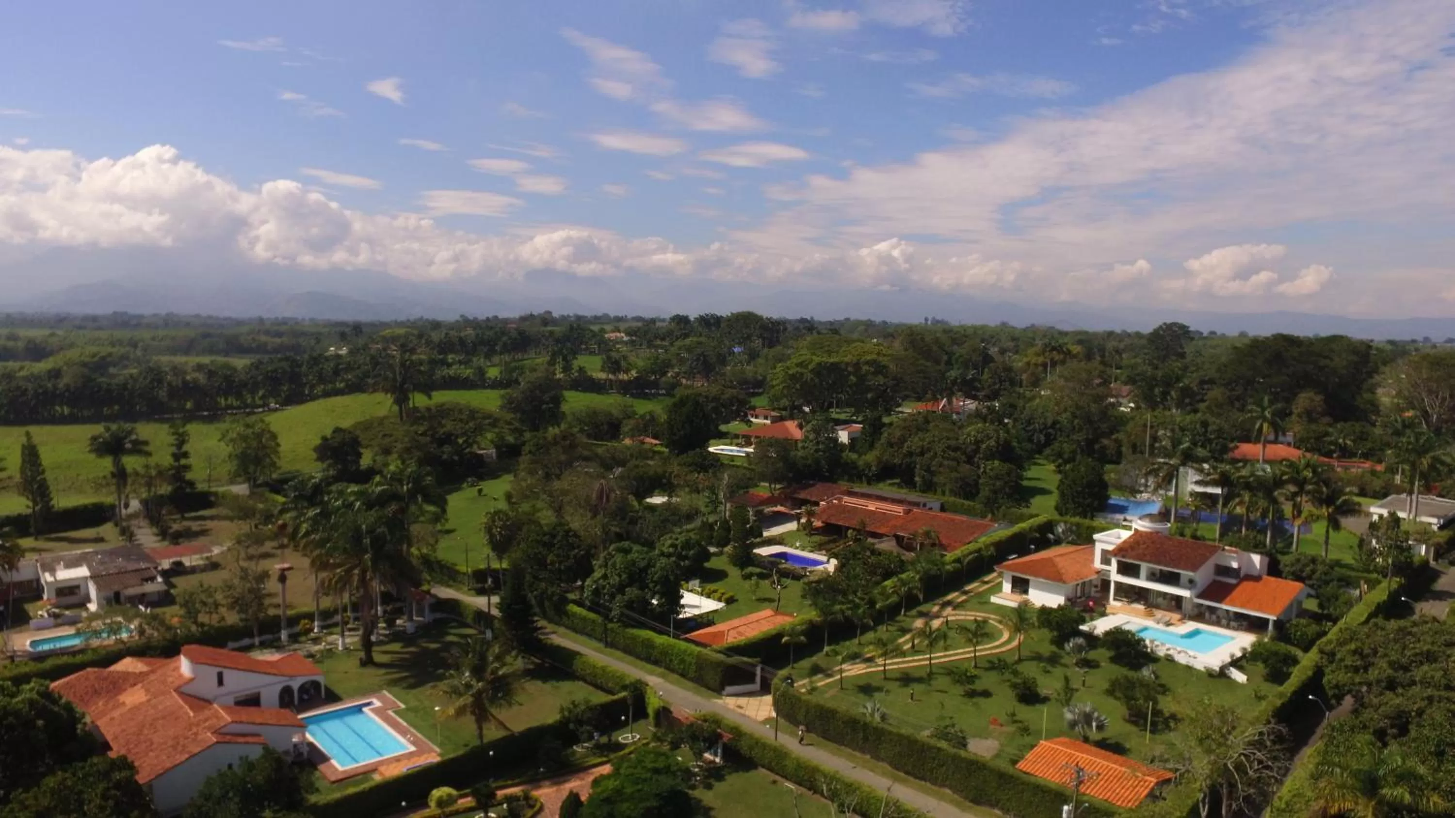 Natural landscape, Bird's-eye View in Hotel Chalet El Castillo by Majuva