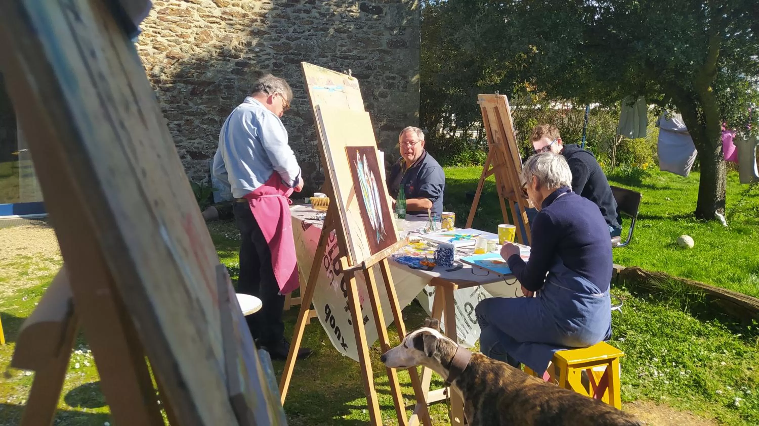 People in Ker Anahid - L'Atelier