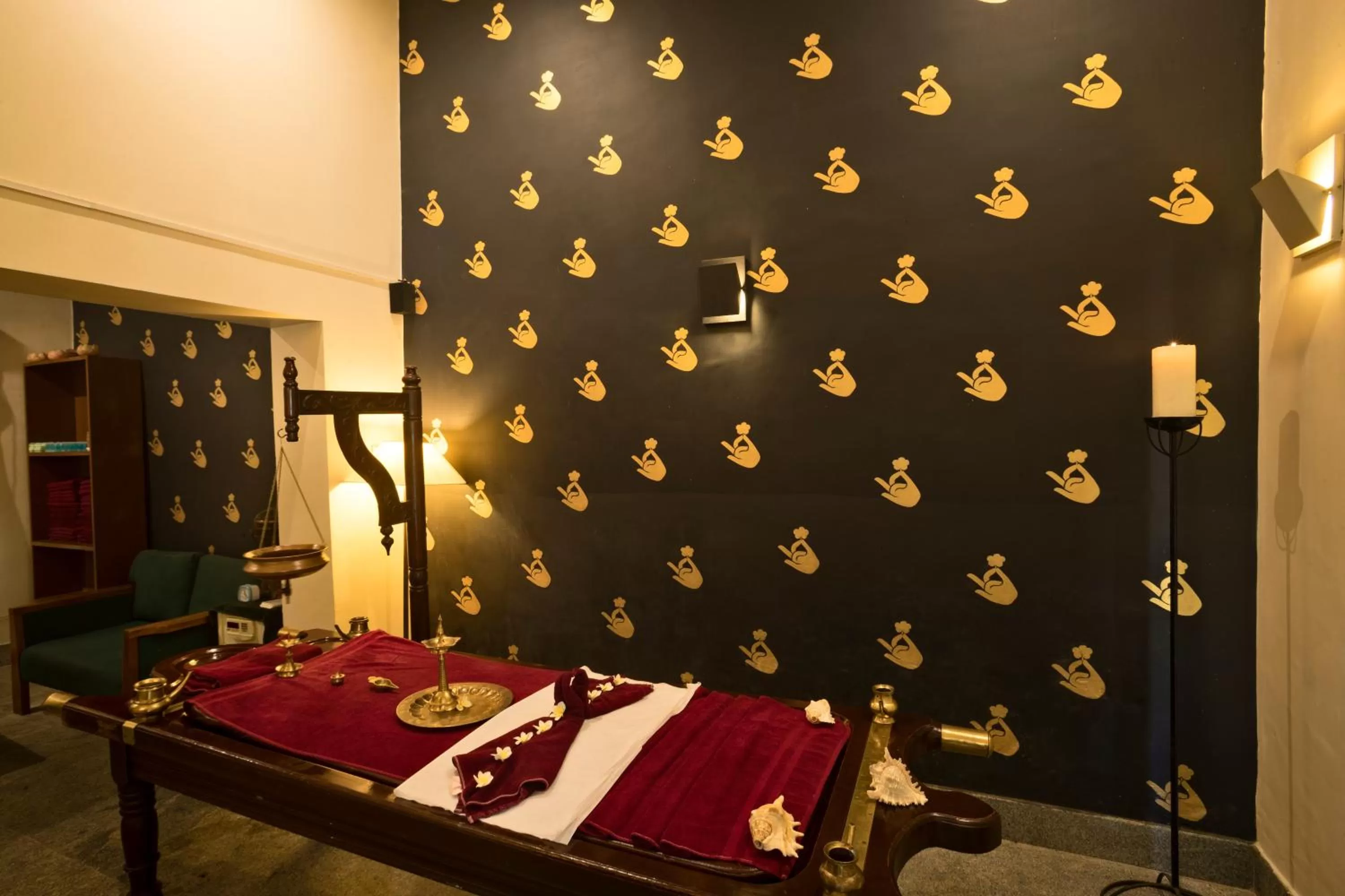 Spa and wellness centre/facilities, Bed in Heritage Madurai