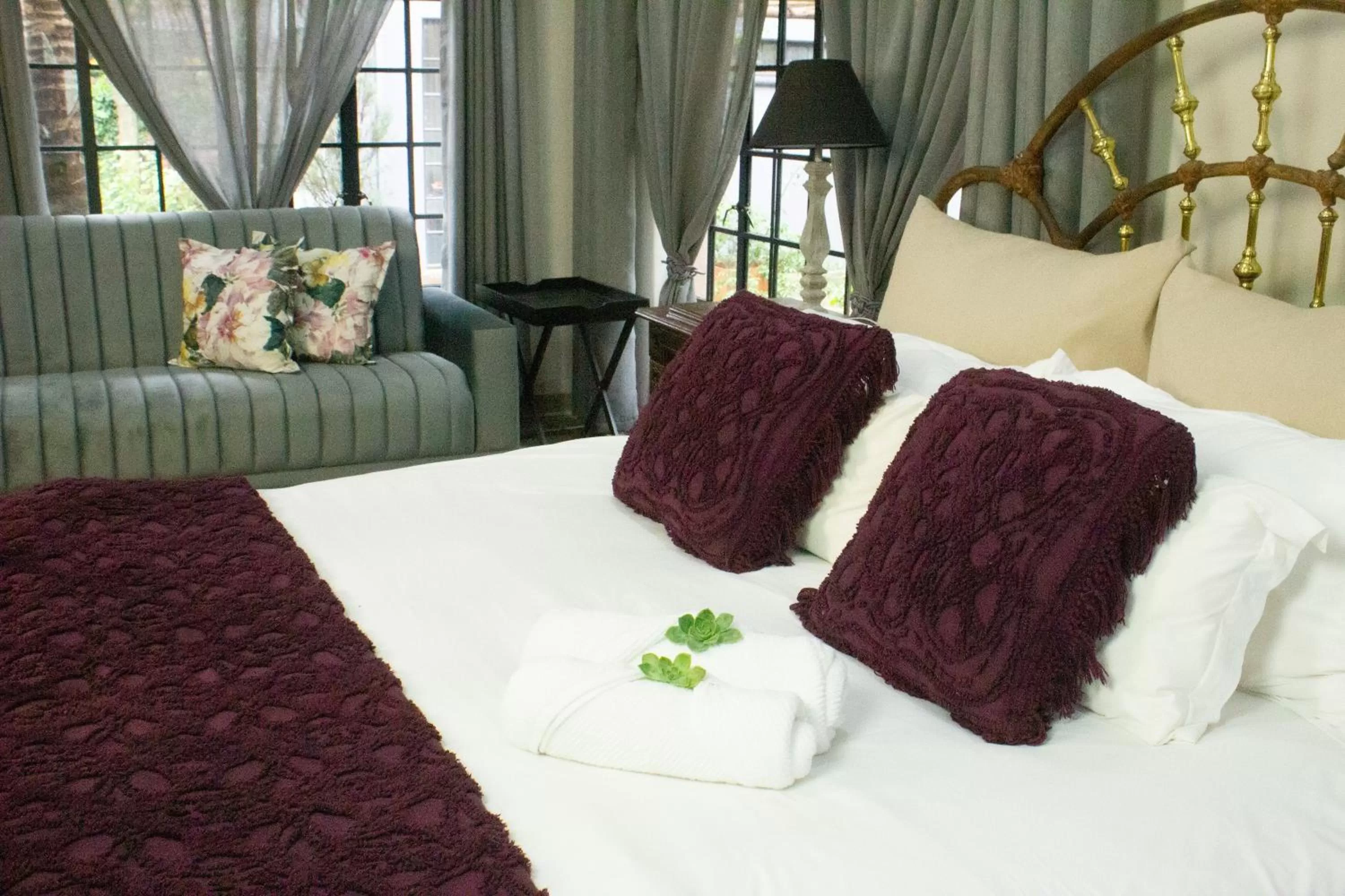 Bed in Ben's Bed and Breakfast