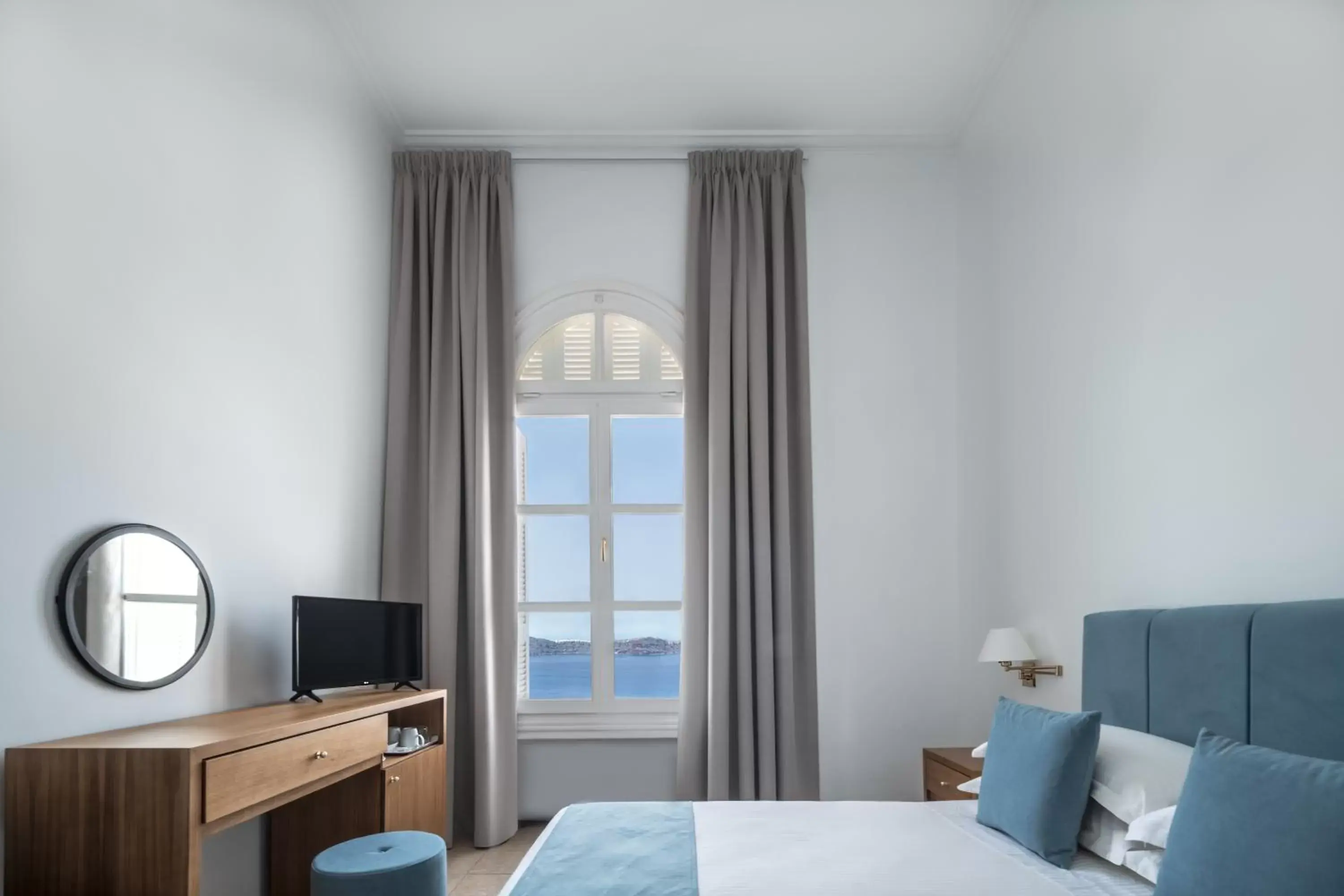 Classic Twin with Window, Caldera and Volcano View in Atlantis Hotel Classic Twin with Window, Caldera and Volcano View in Atlantis Hotel