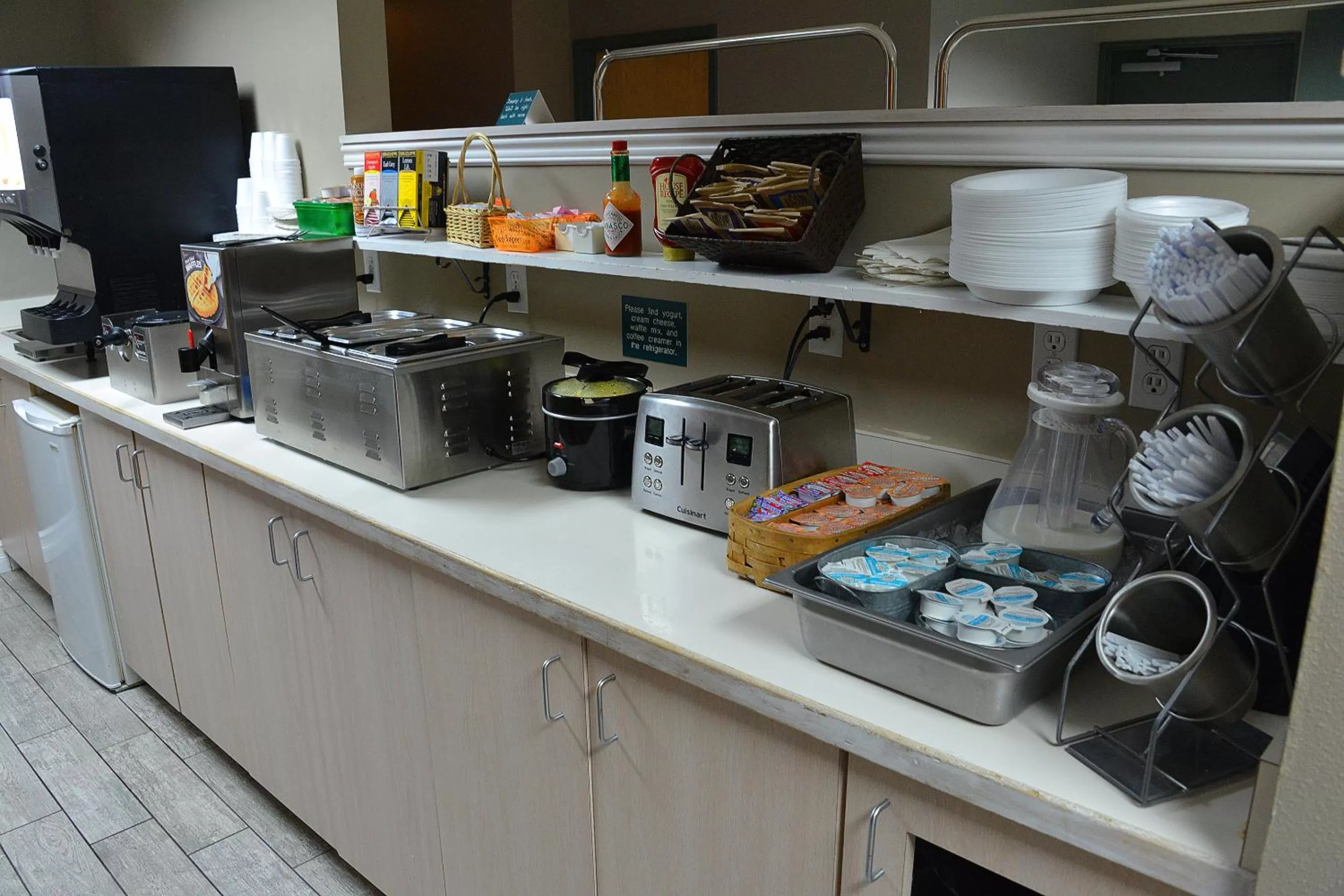 Lobby or reception in The Great Falls Inn By Riversage