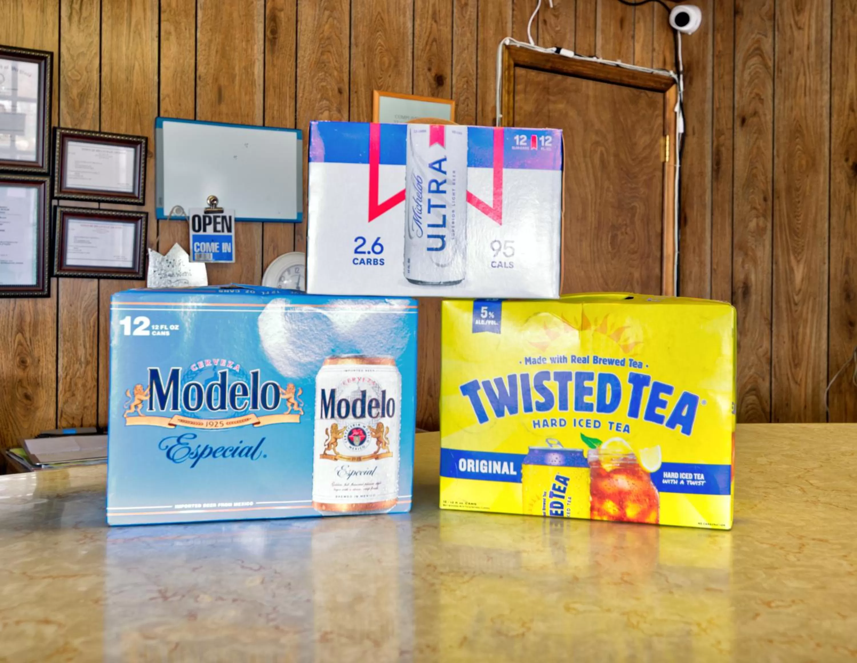 Alcoholic drinks in Knob Hill Motor Lodge