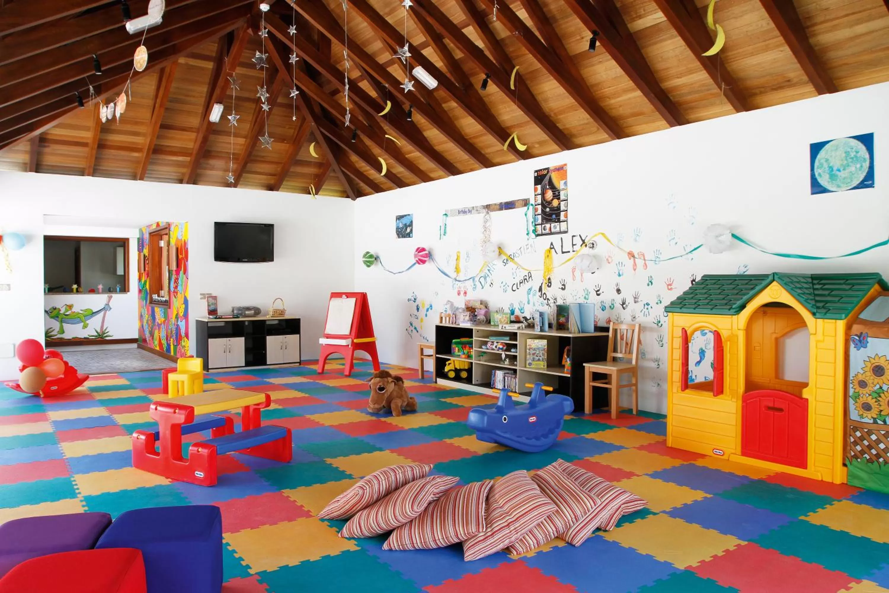 Children play ground in Constance Ephelia