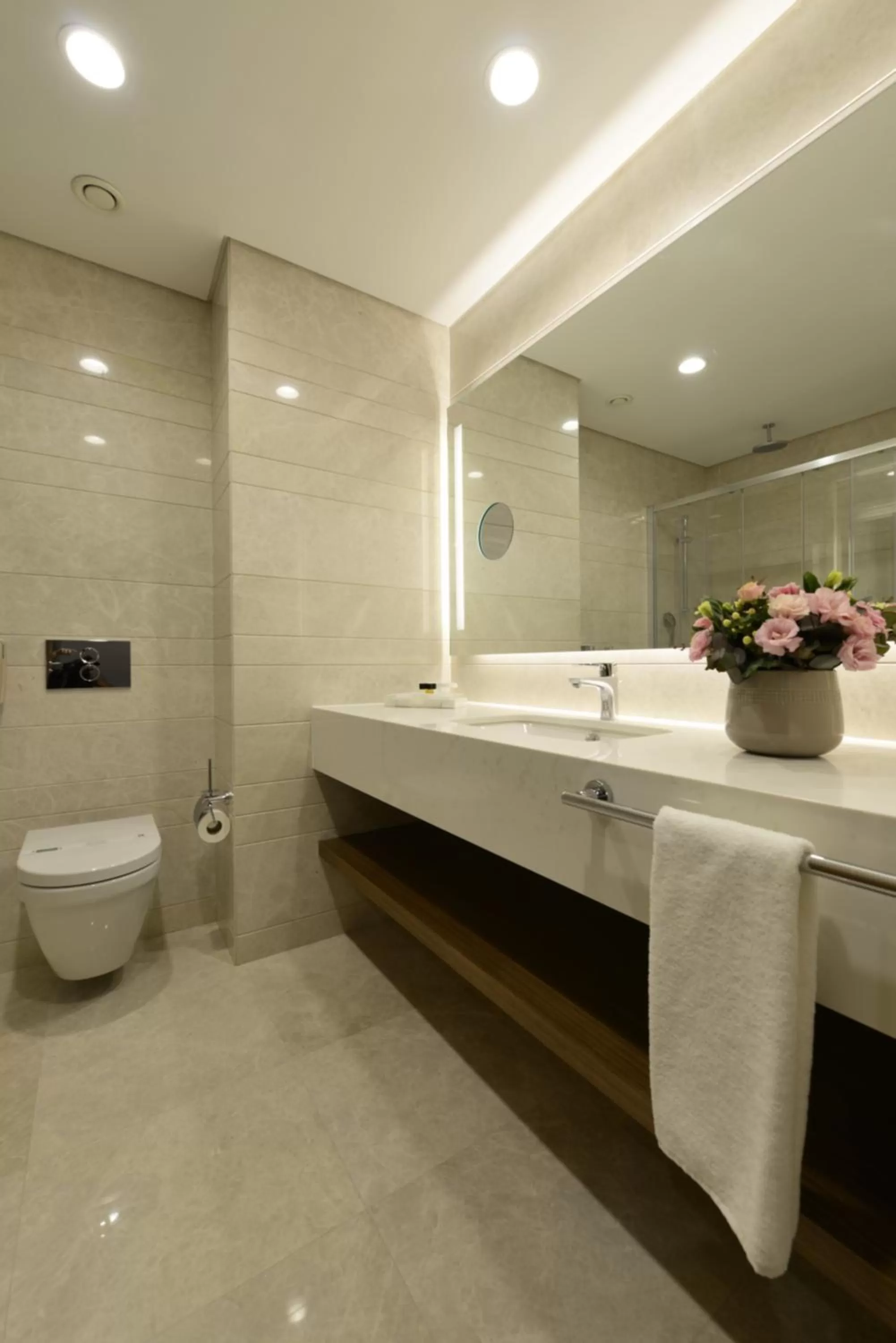 Bathroom in Holiday Inn Bursa - City Centre by IHG