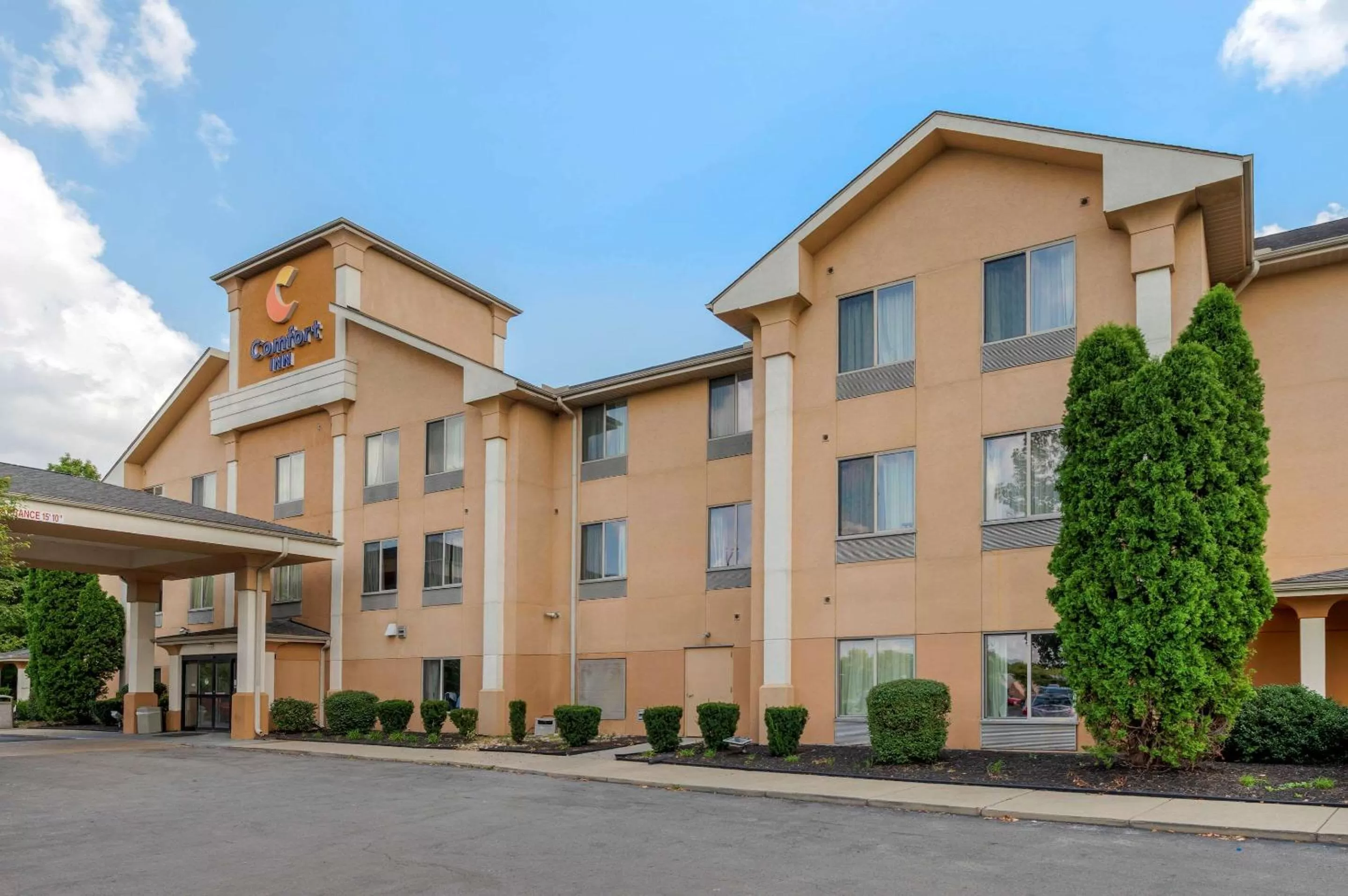 Property building in Comfort Inn Pickerington - Columbus East