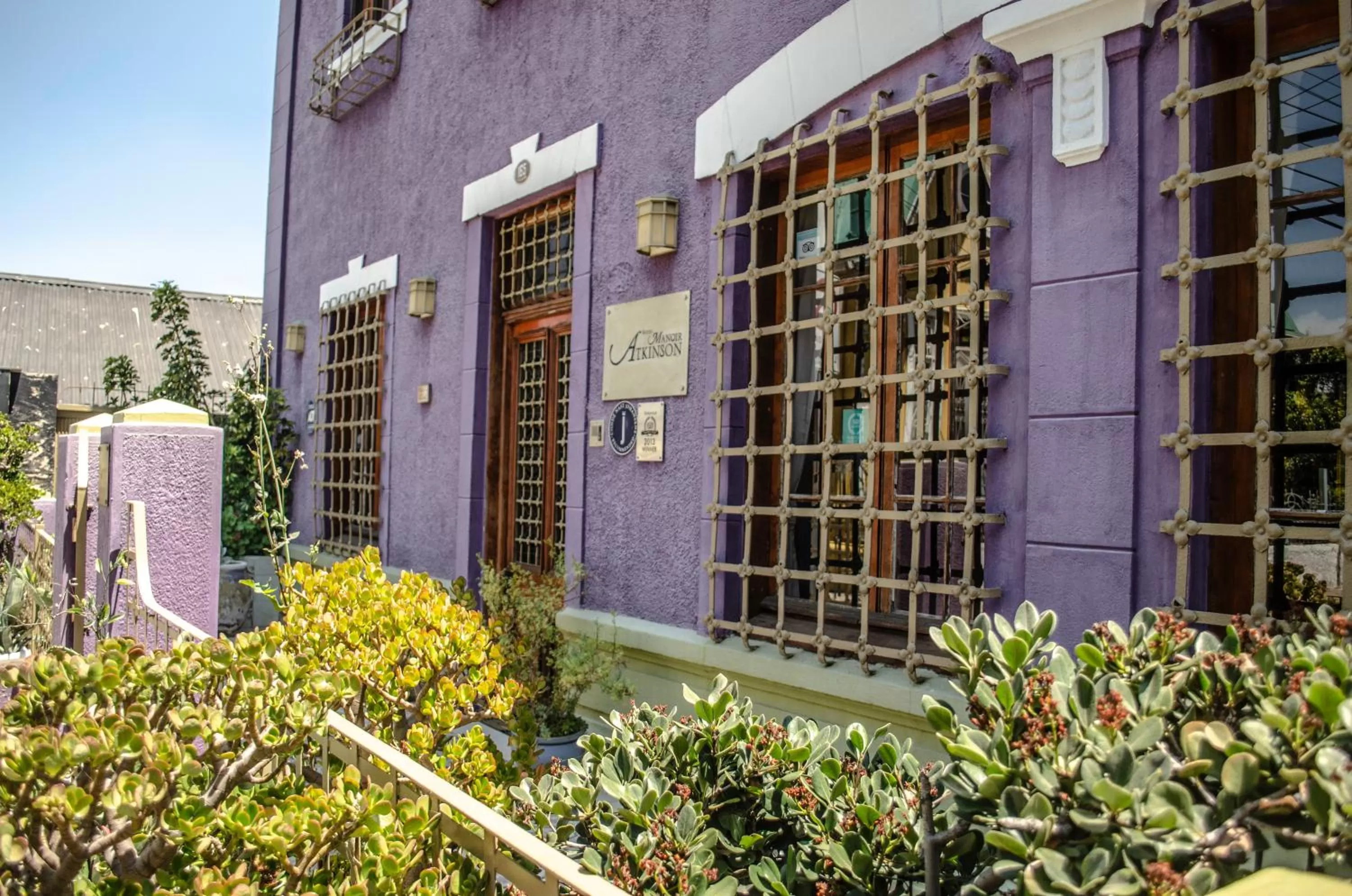 Off site, Property Building in Hotel Manoir Atkinson