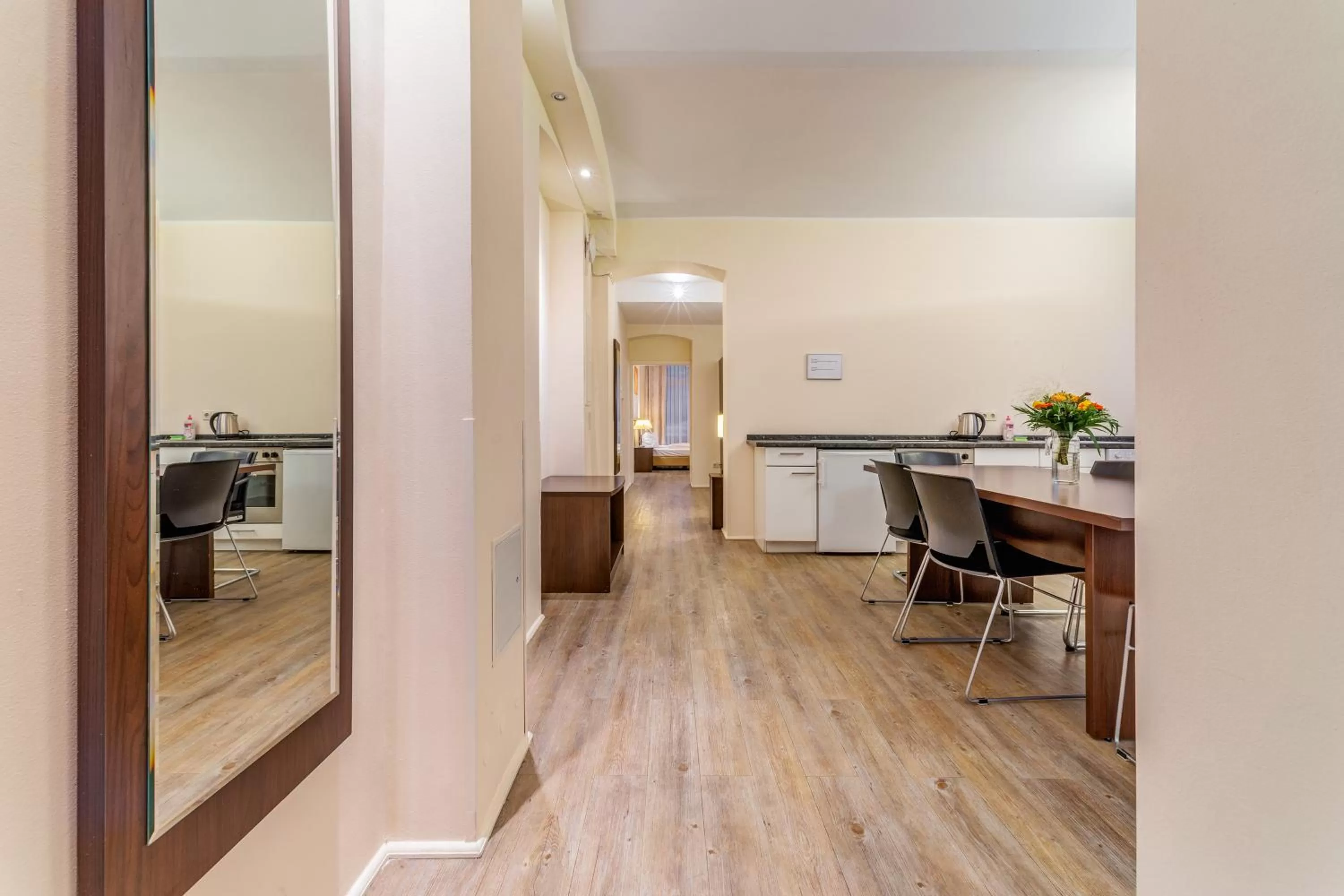 Kitchen or kitchenette in Upper Room Hotel Kurfürstendamm