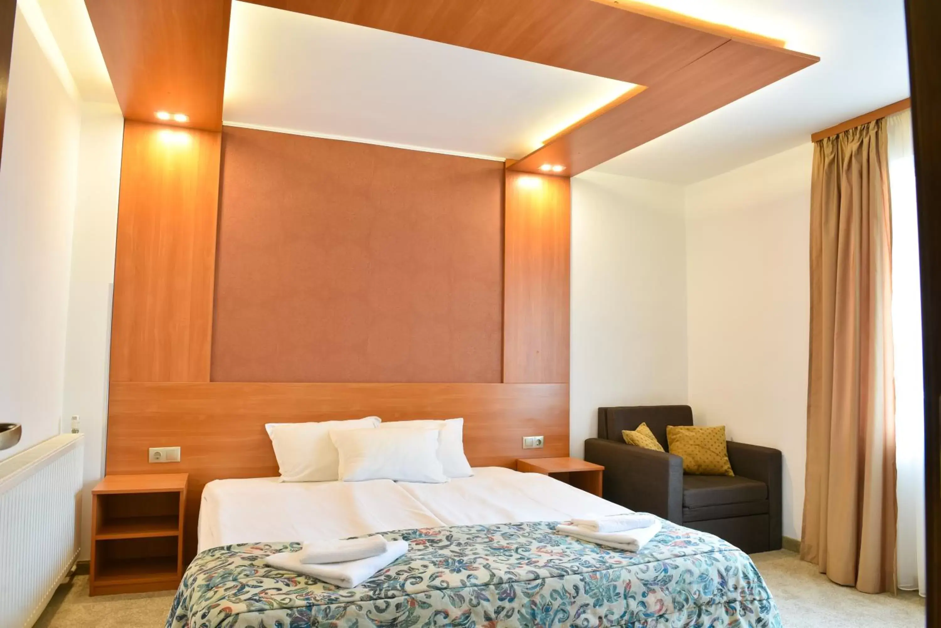 Standard Double or Twin Room in Hotel Rothmans Standard Double or Twin Room in Hotel Rothmans