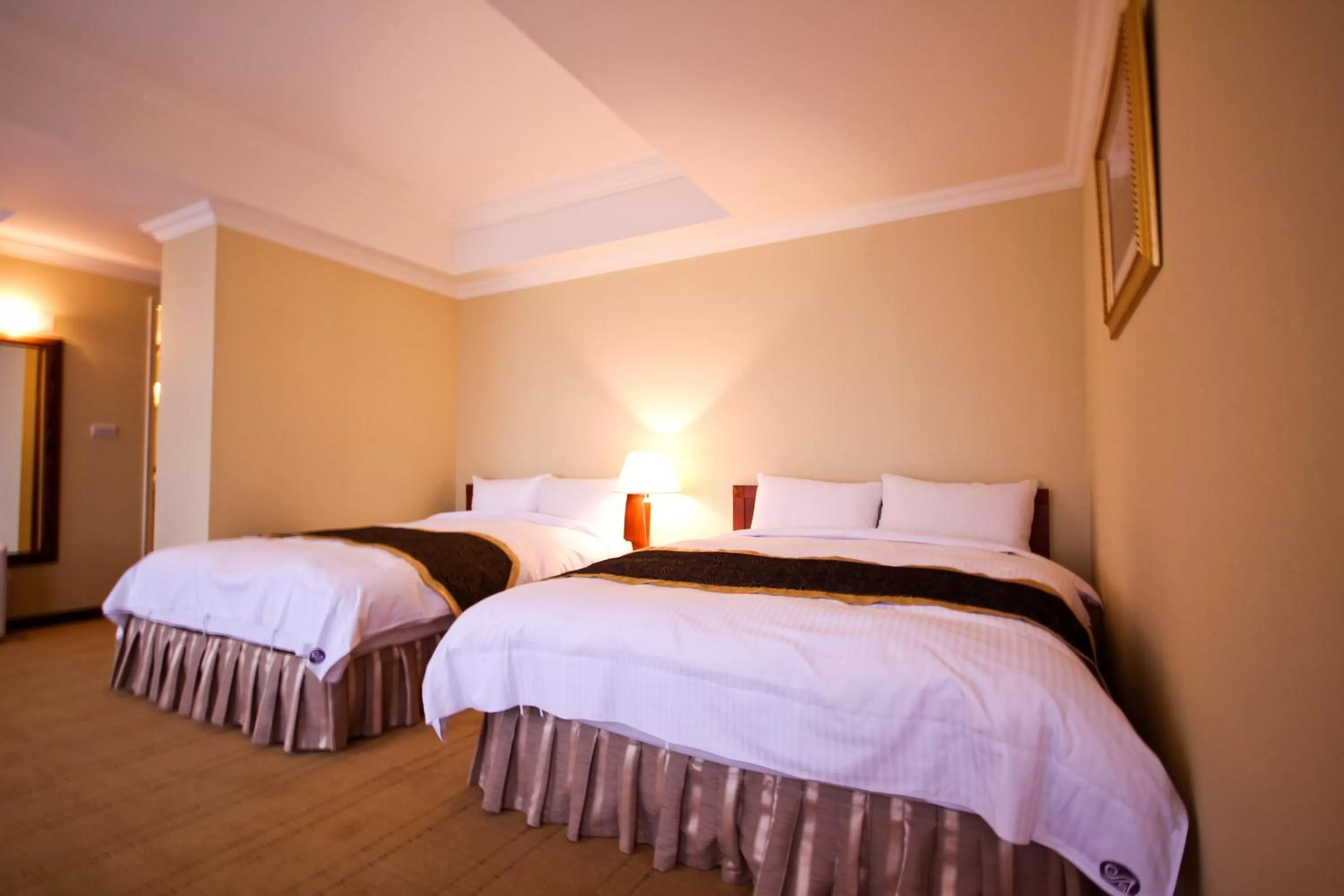 Photo of the whole room, Bed in Grand Boss Hotel