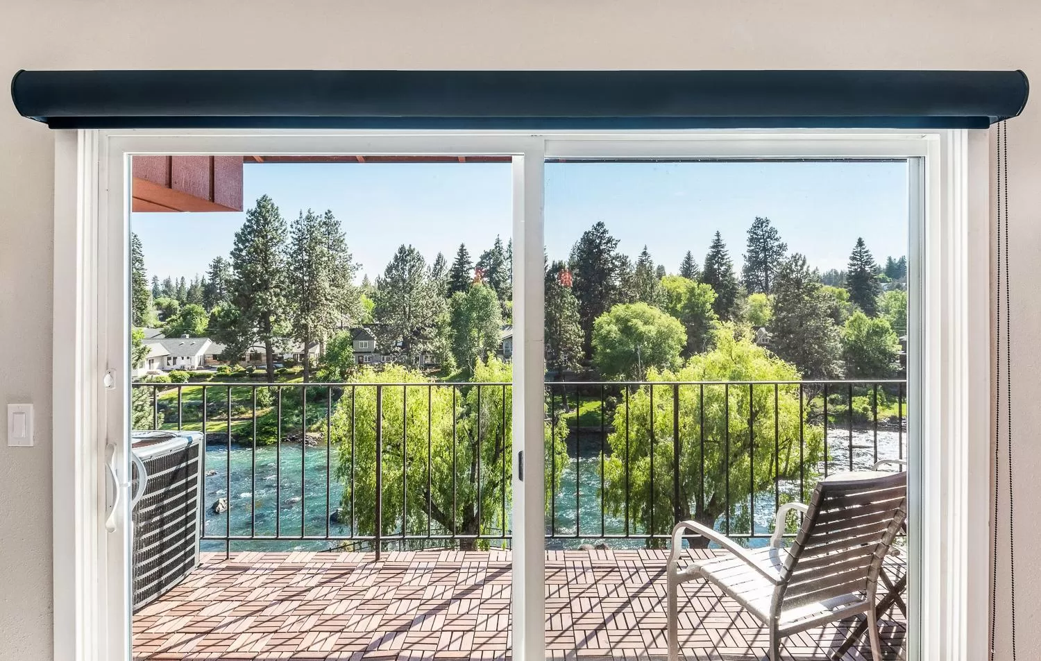 Balcony/Terrace in Bend Riverside Condos