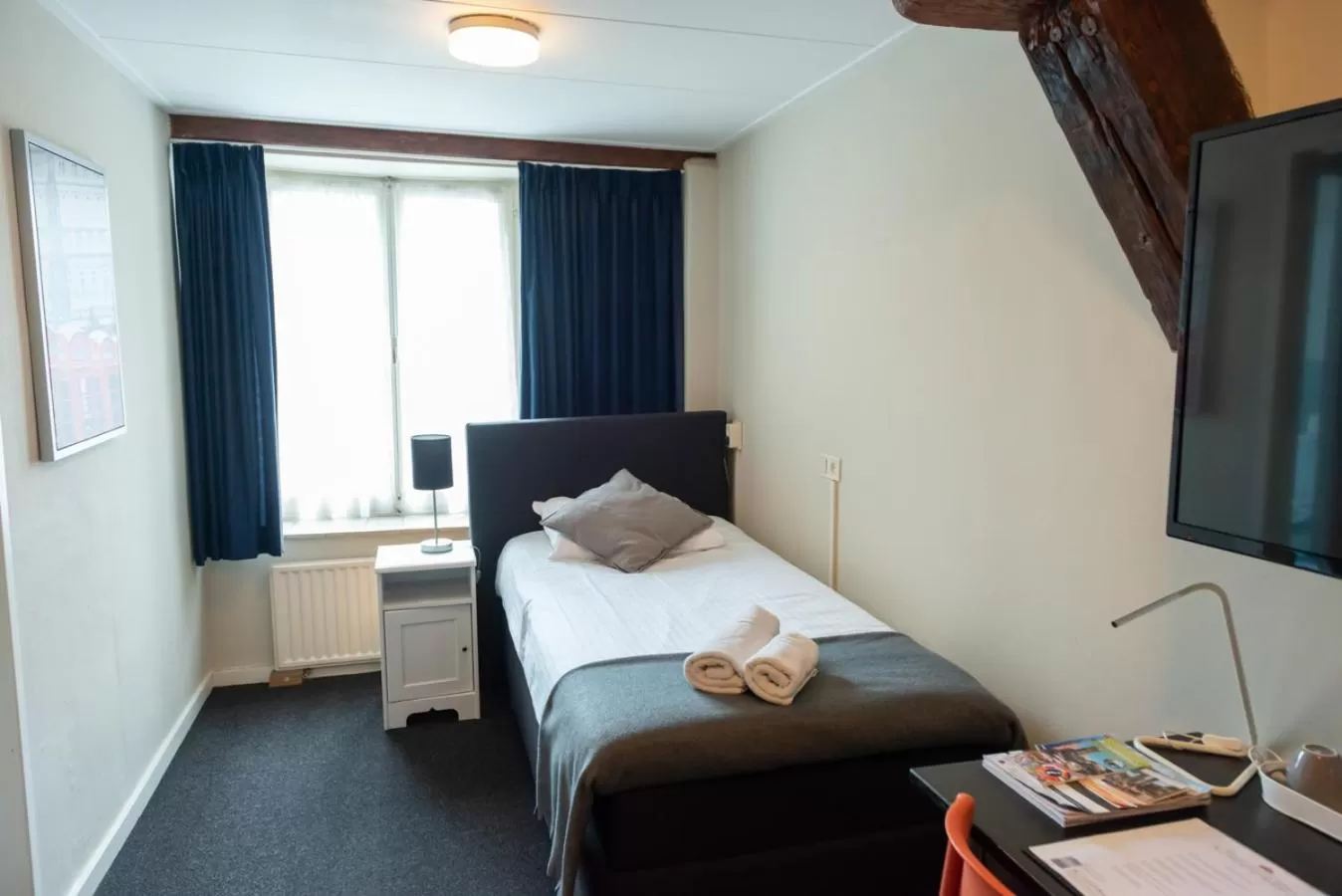 Photo of the whole room, Bed in Hotel en Grand Café De Pauw