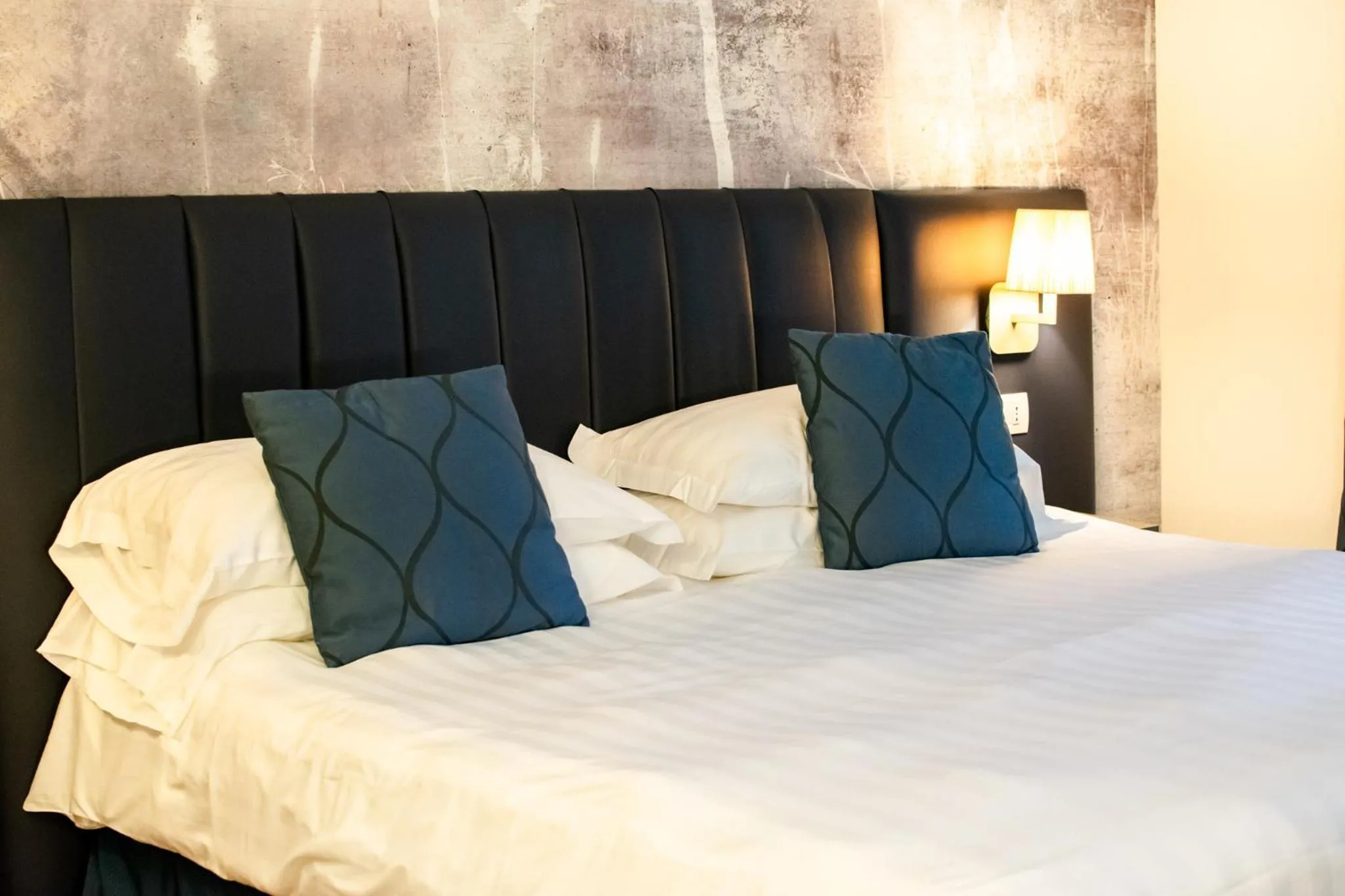 Bed in Hotel Du Lac & SPA