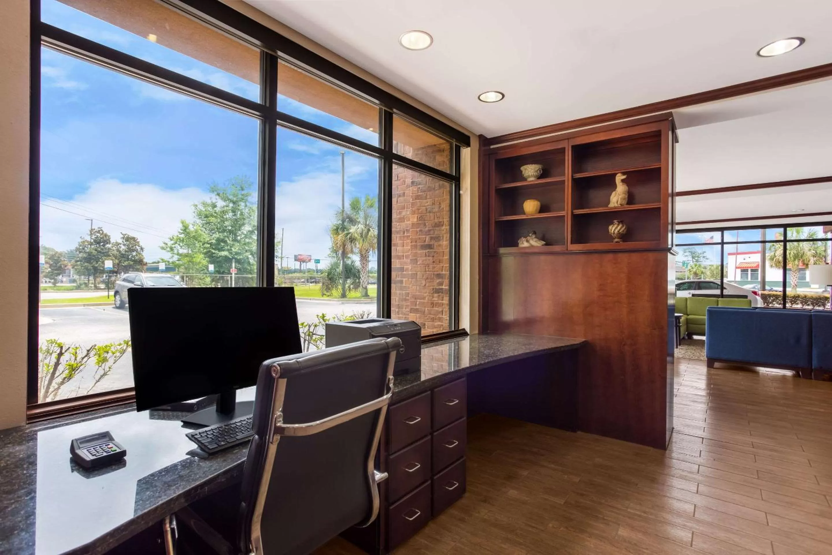 Business facilities in Comfort Suites Saraland - North Mobile