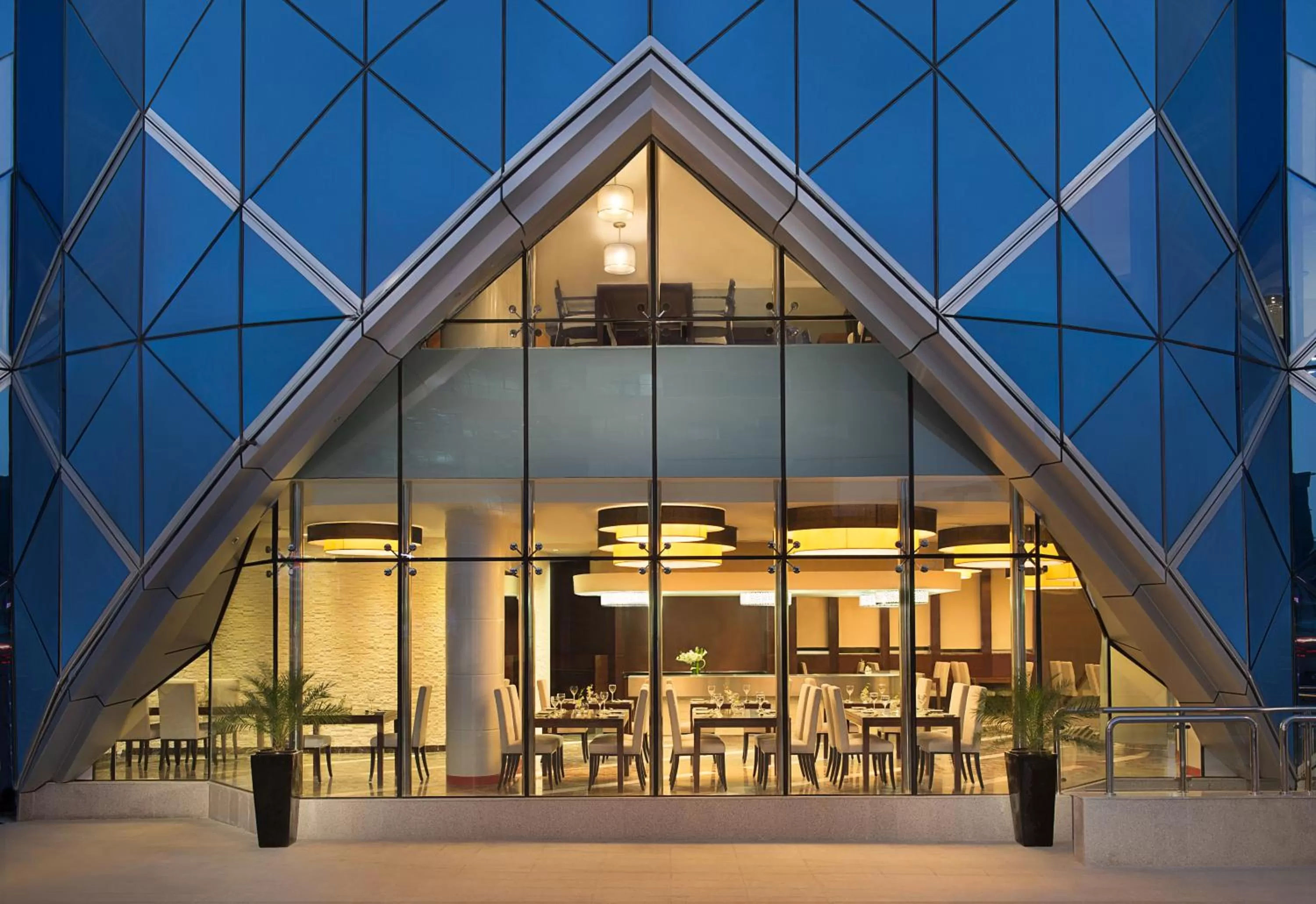 Facade/entrance in City Seasons Towers Hotel Bur Dubai