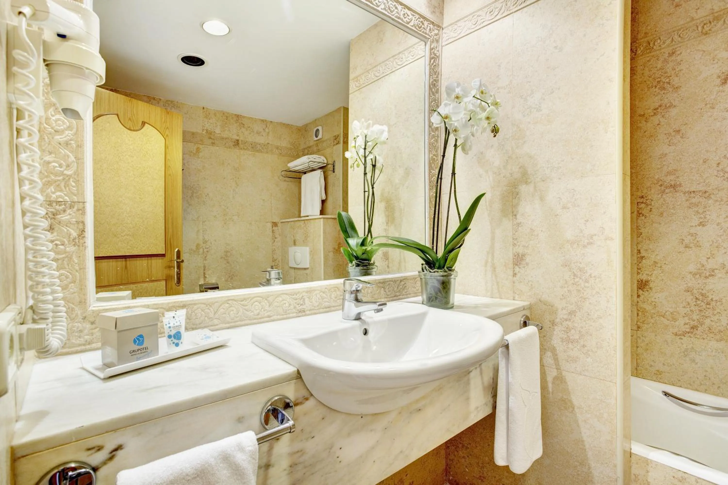 Bathroom in Grupotel Santa Eulària & Spa - Adults Only