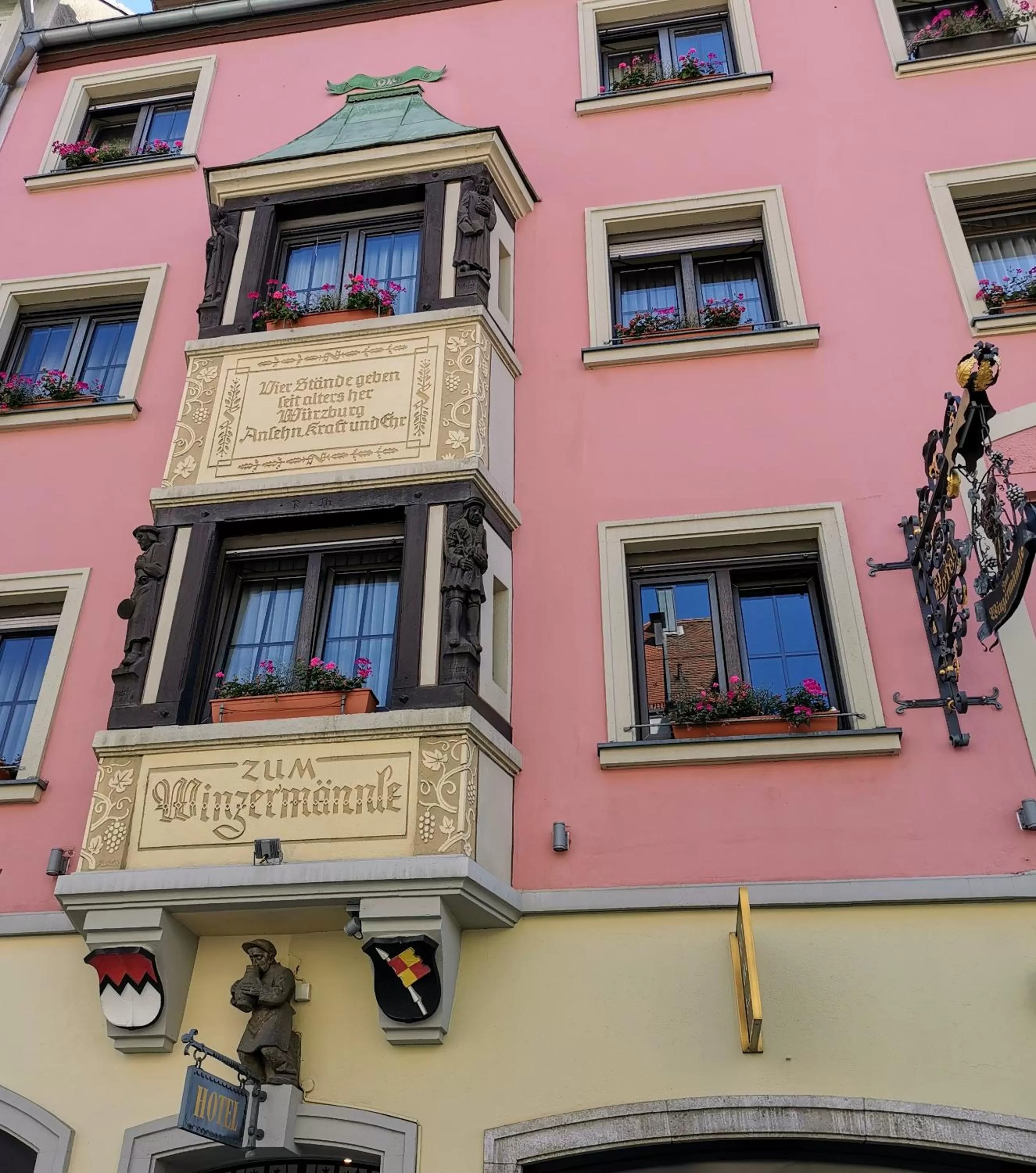 Property building in Zum Winzermännle