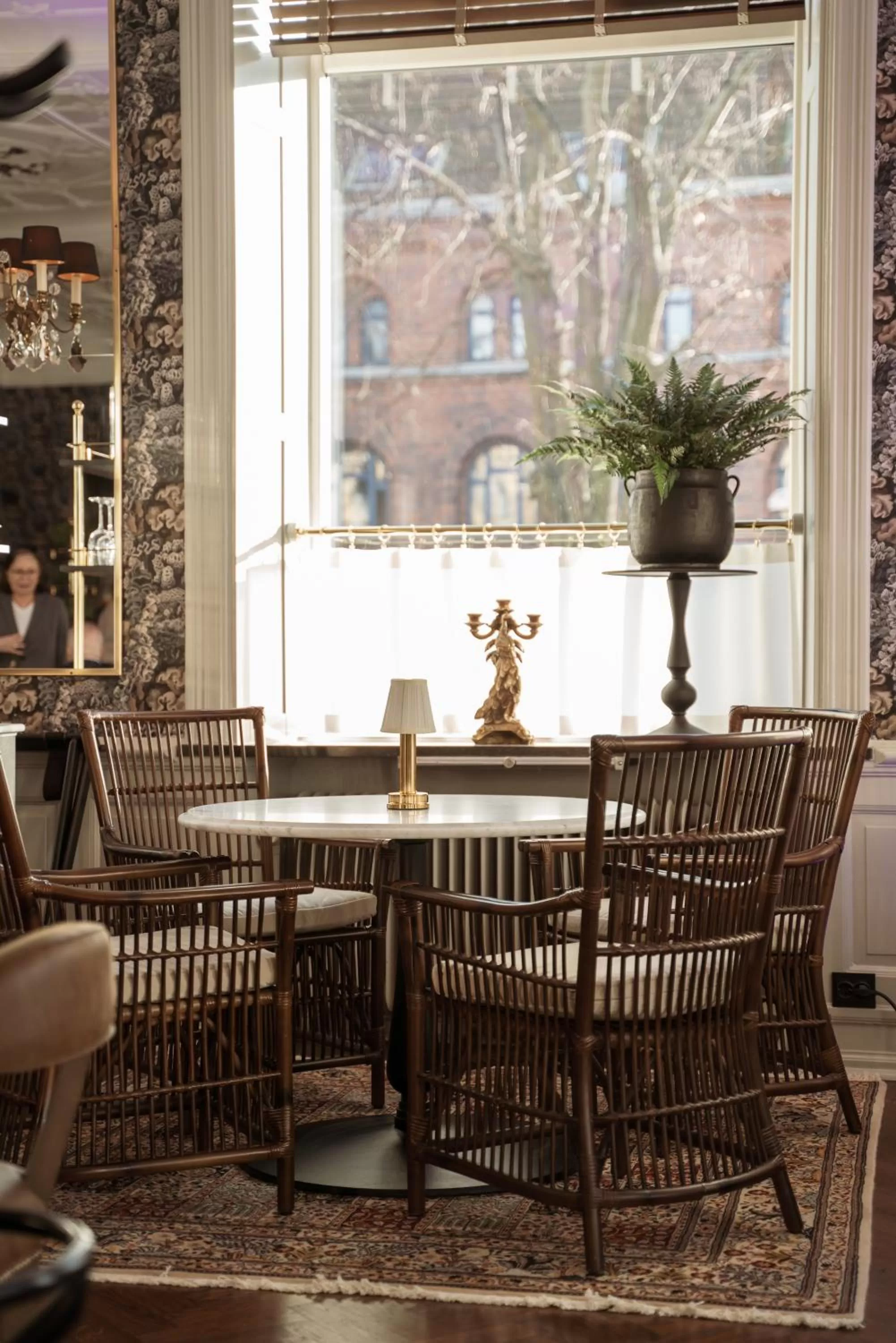 Restaurant/places to eat in Continental du Sud