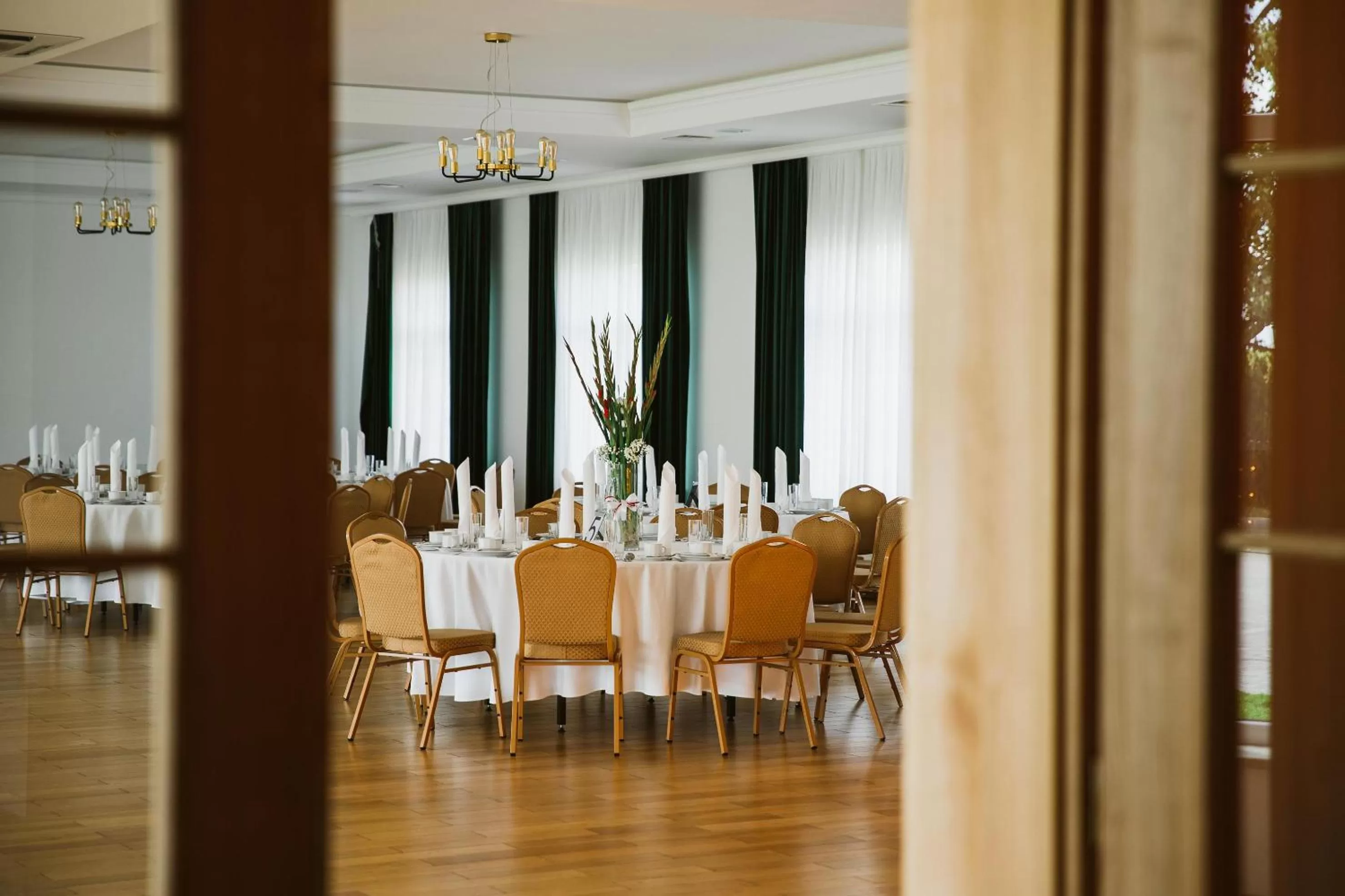 Restaurant/places to eat in HOTEL Art Cafe