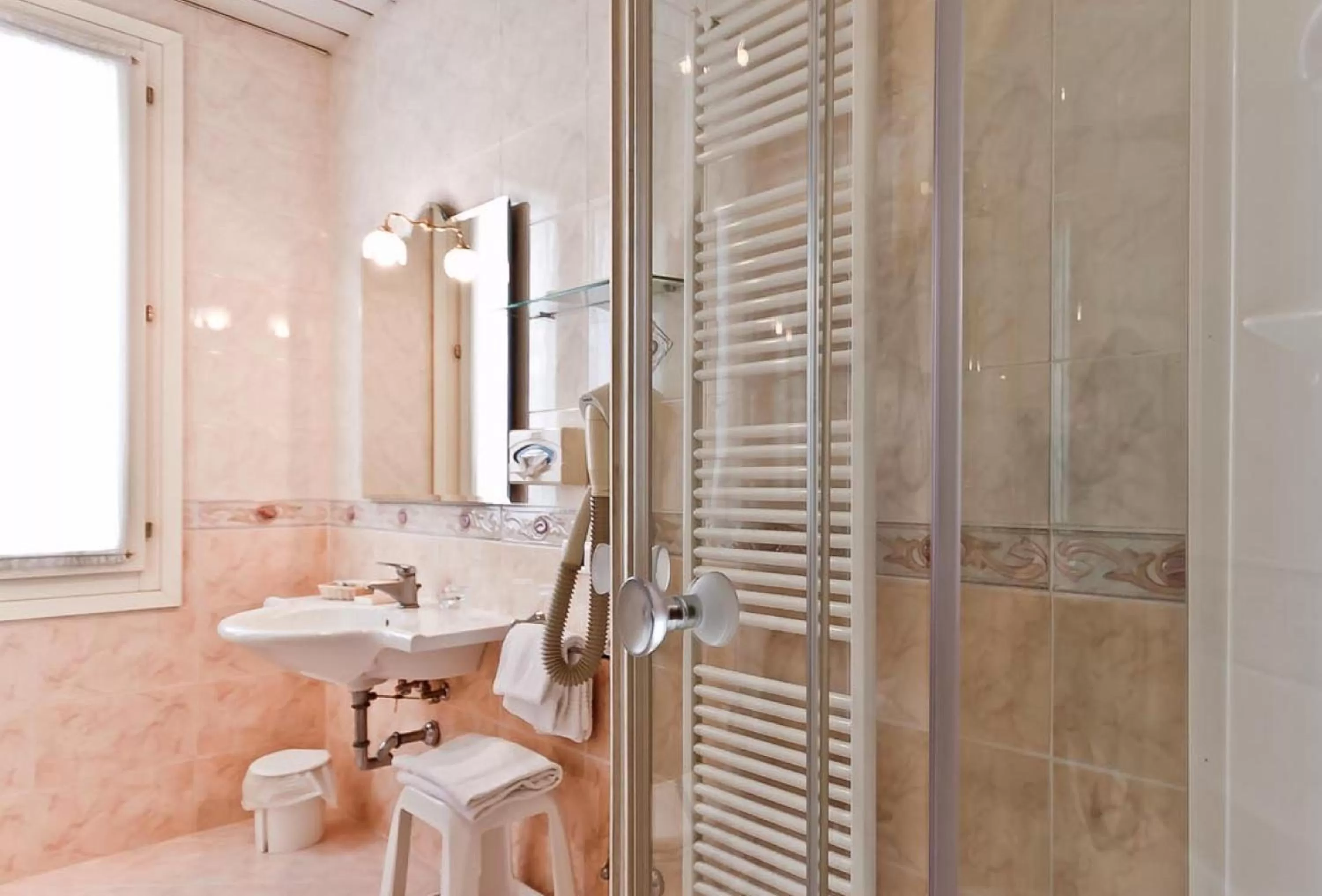 Bathroom in Hotel Terme Roma