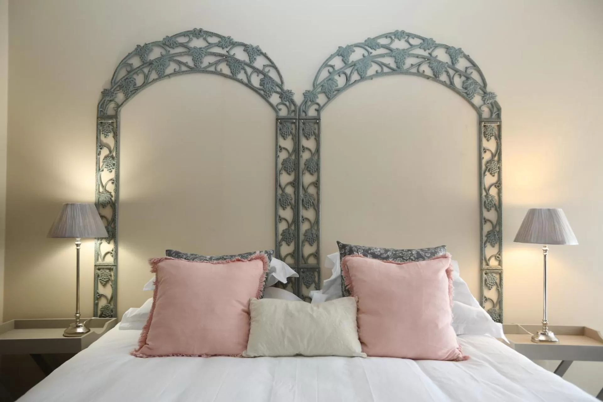 Bed in Ben's Bed and Breakfast