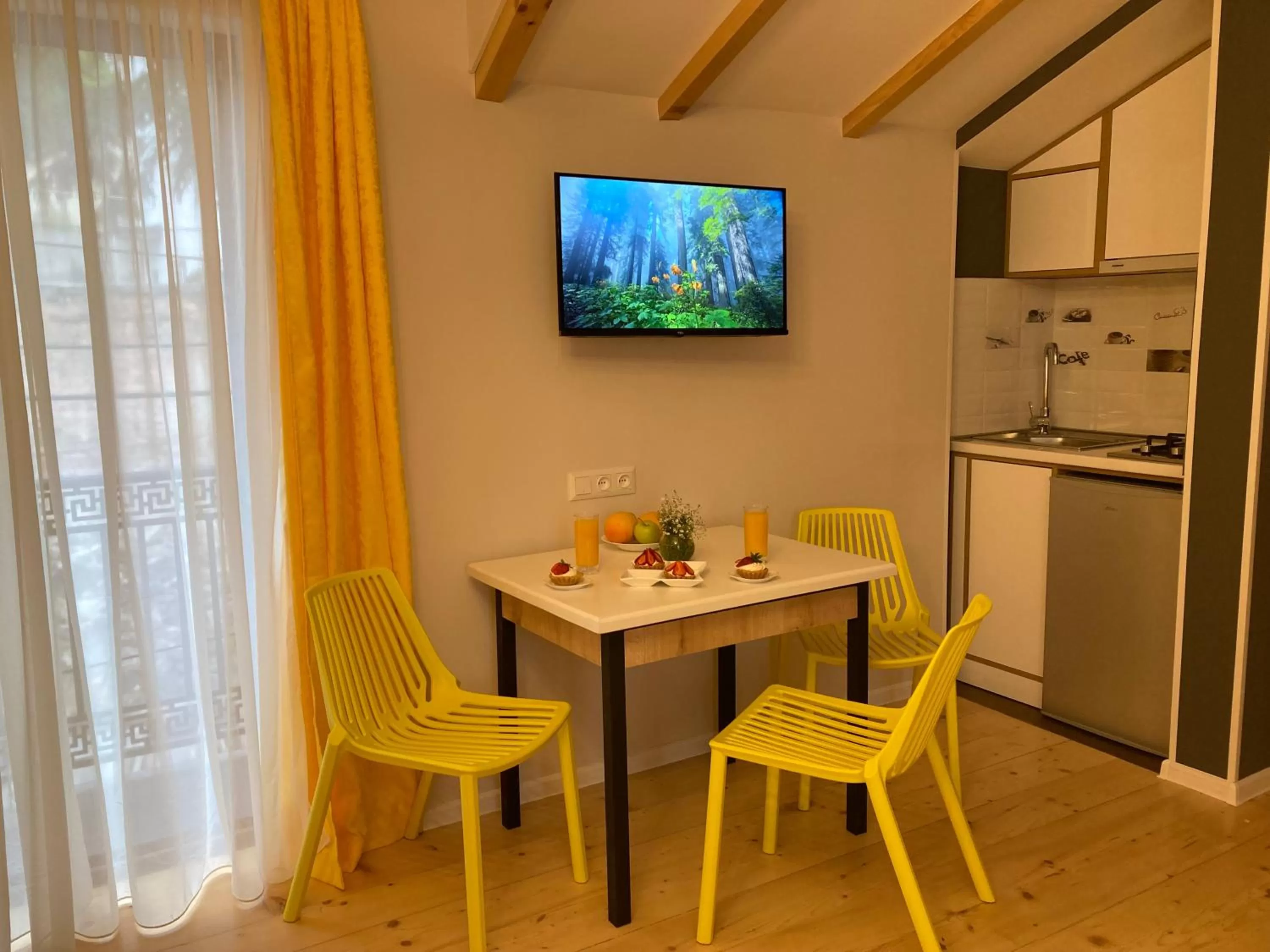 Dining Area in Borjomi Yellow Hotel
